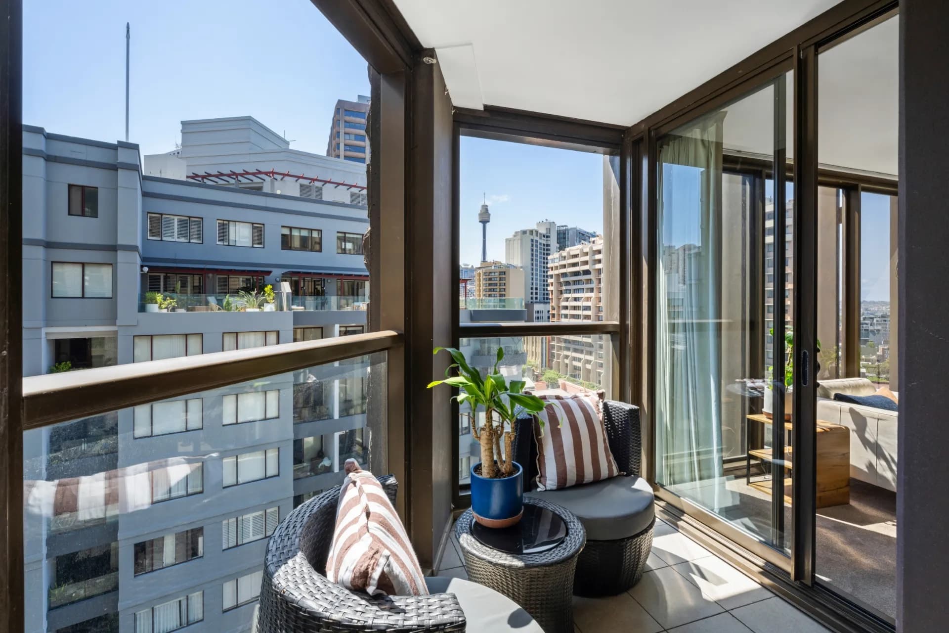 805/20 Pelican Street, Surry Hills - Thumbnail 3