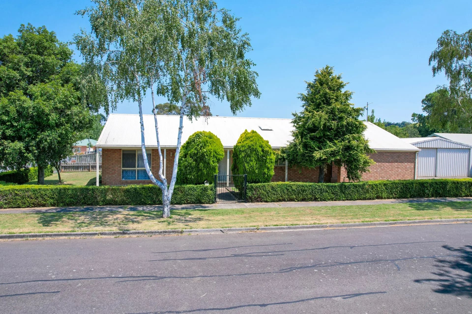 17 Melanie Drive, Warragul - Image 1