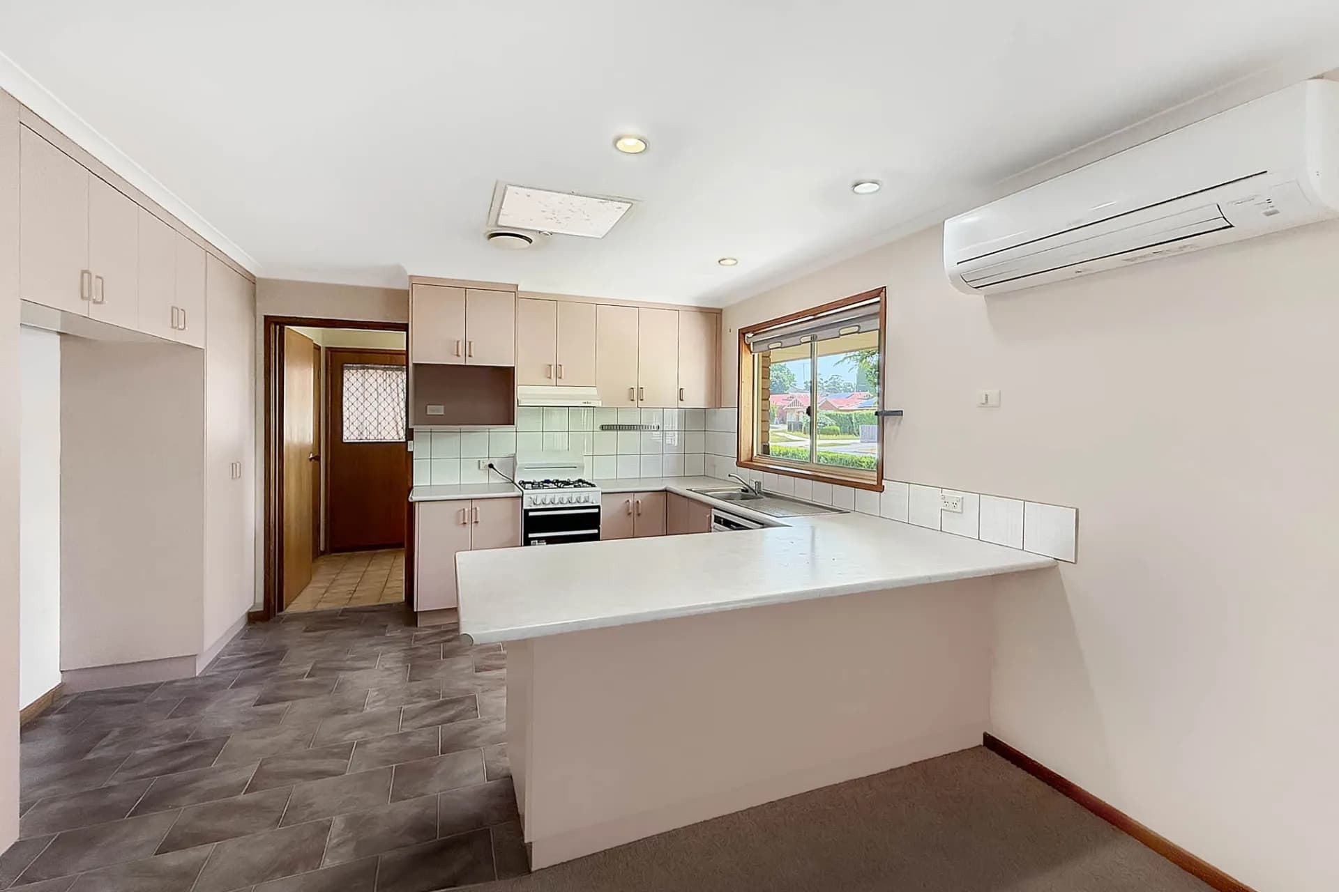 17 Melanie Drive, Warragul - Thumbnail 5