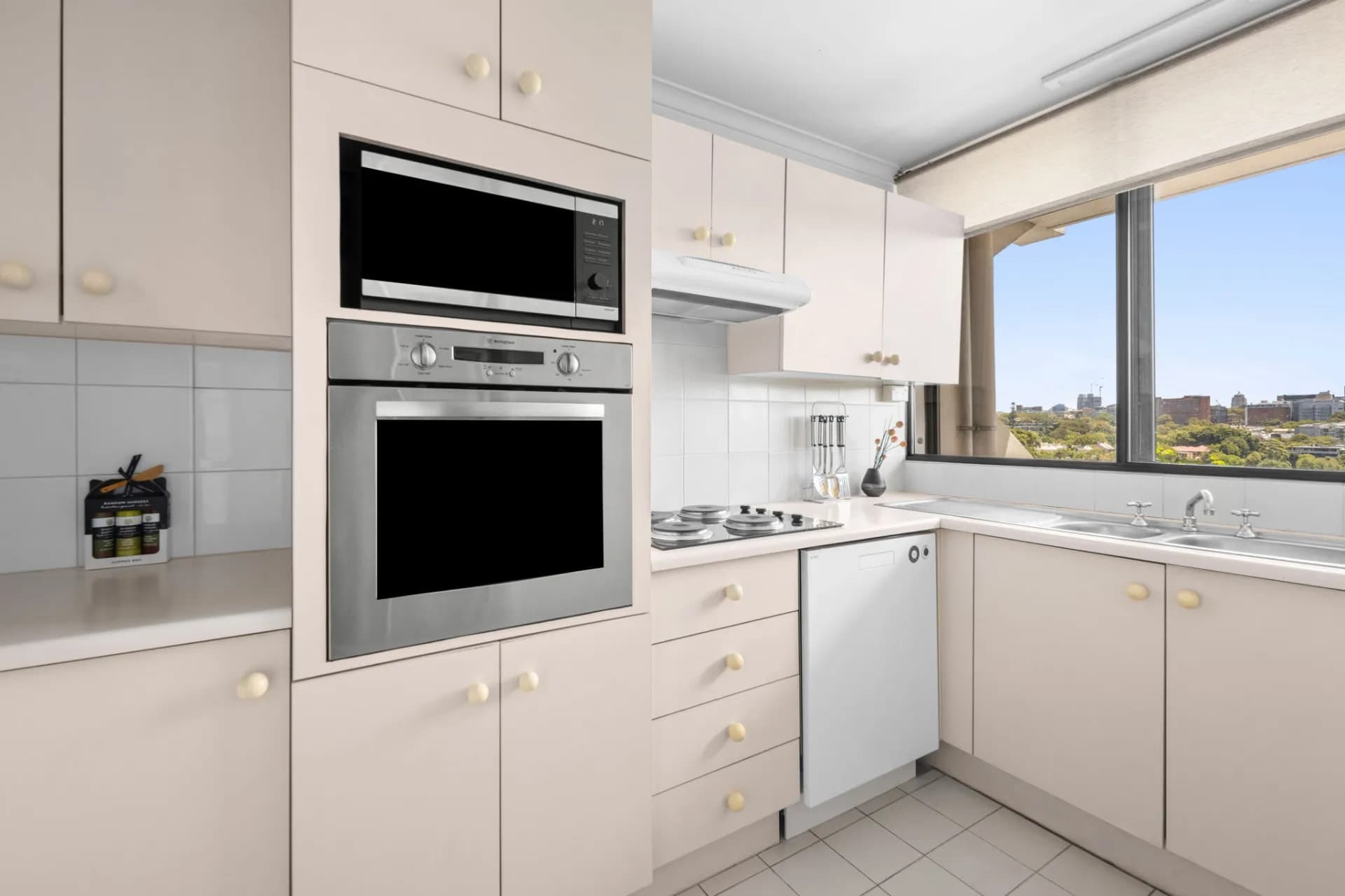 6/2 New Mclean  Street, Edgecliff - Thumbnail 5