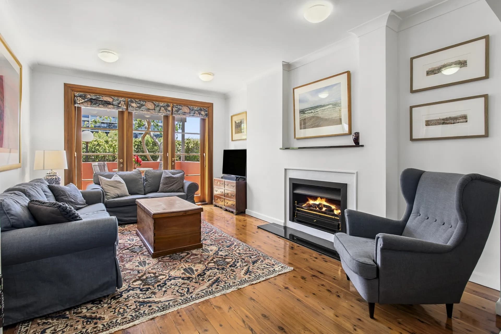 5/72 Canberra  Avenue, Griffith - Image 1