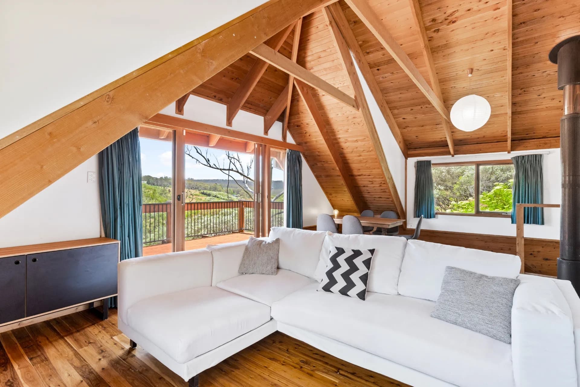 56 First Avenue, Katoomba - Thumbnail 2
