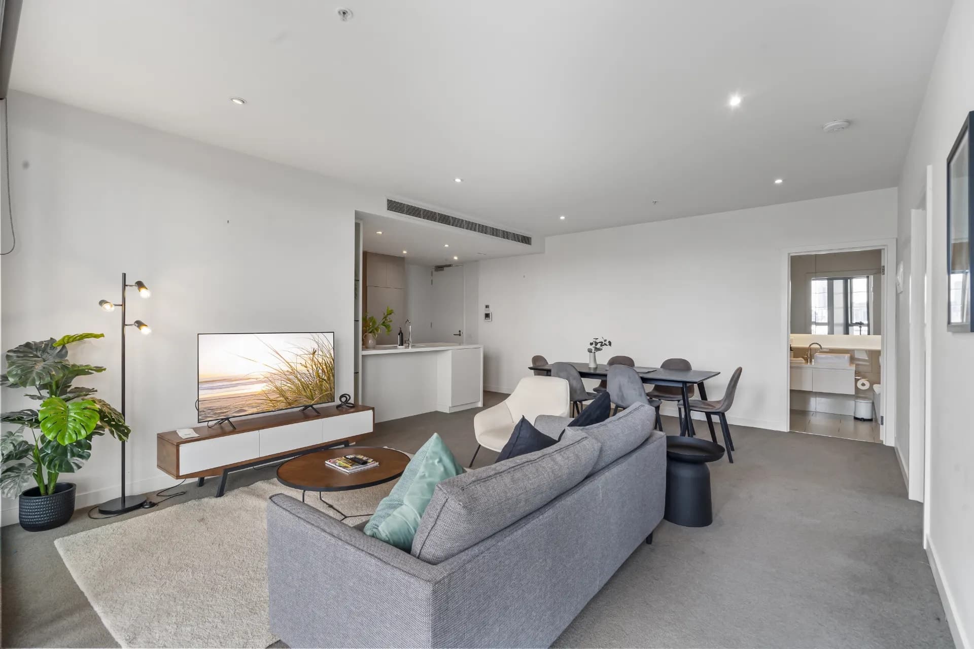 1007/140 Swan Street, Richmond - Thumbnail 2