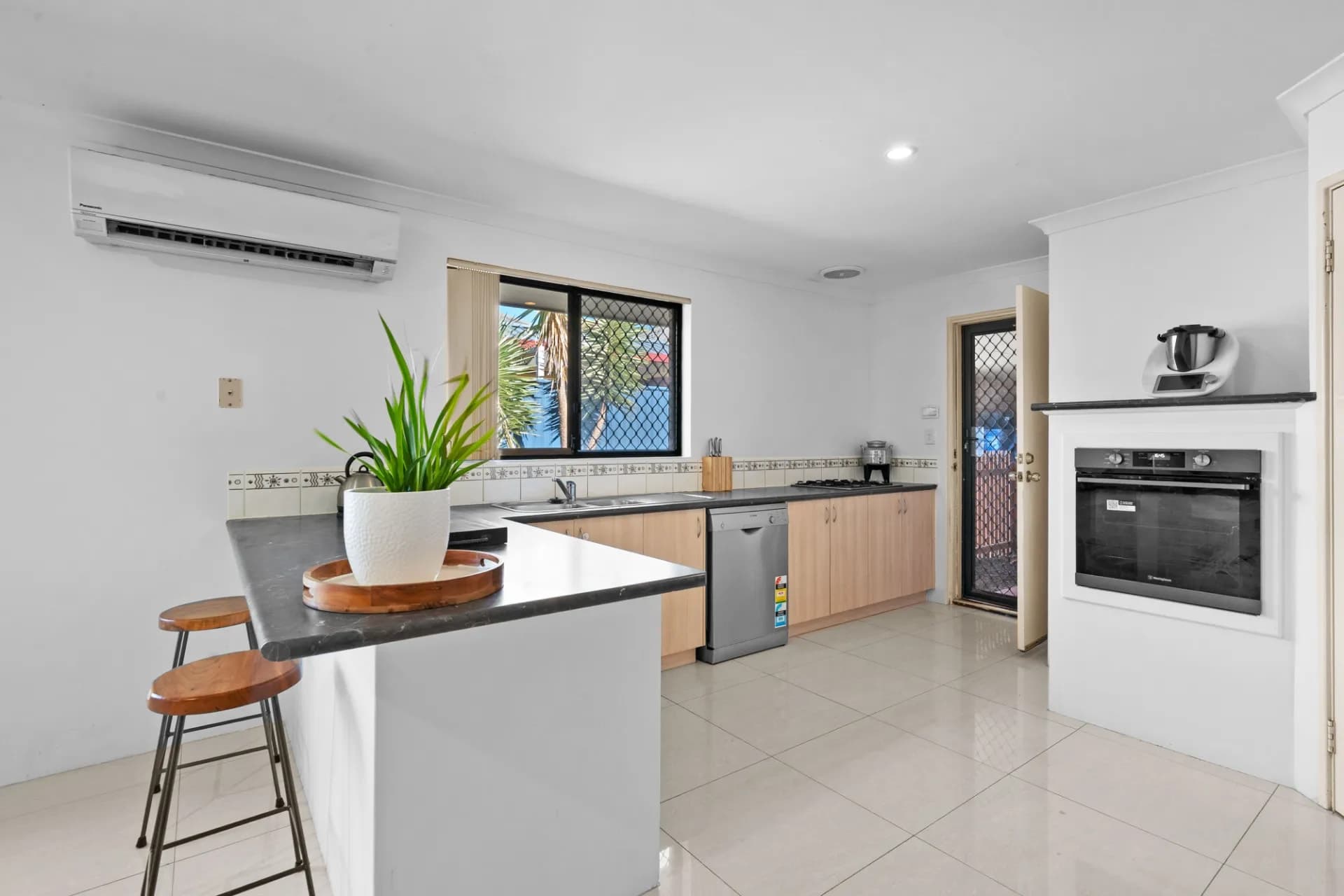 30 Larsen Road, Byford, WA, Byford - Thumbnail 7
