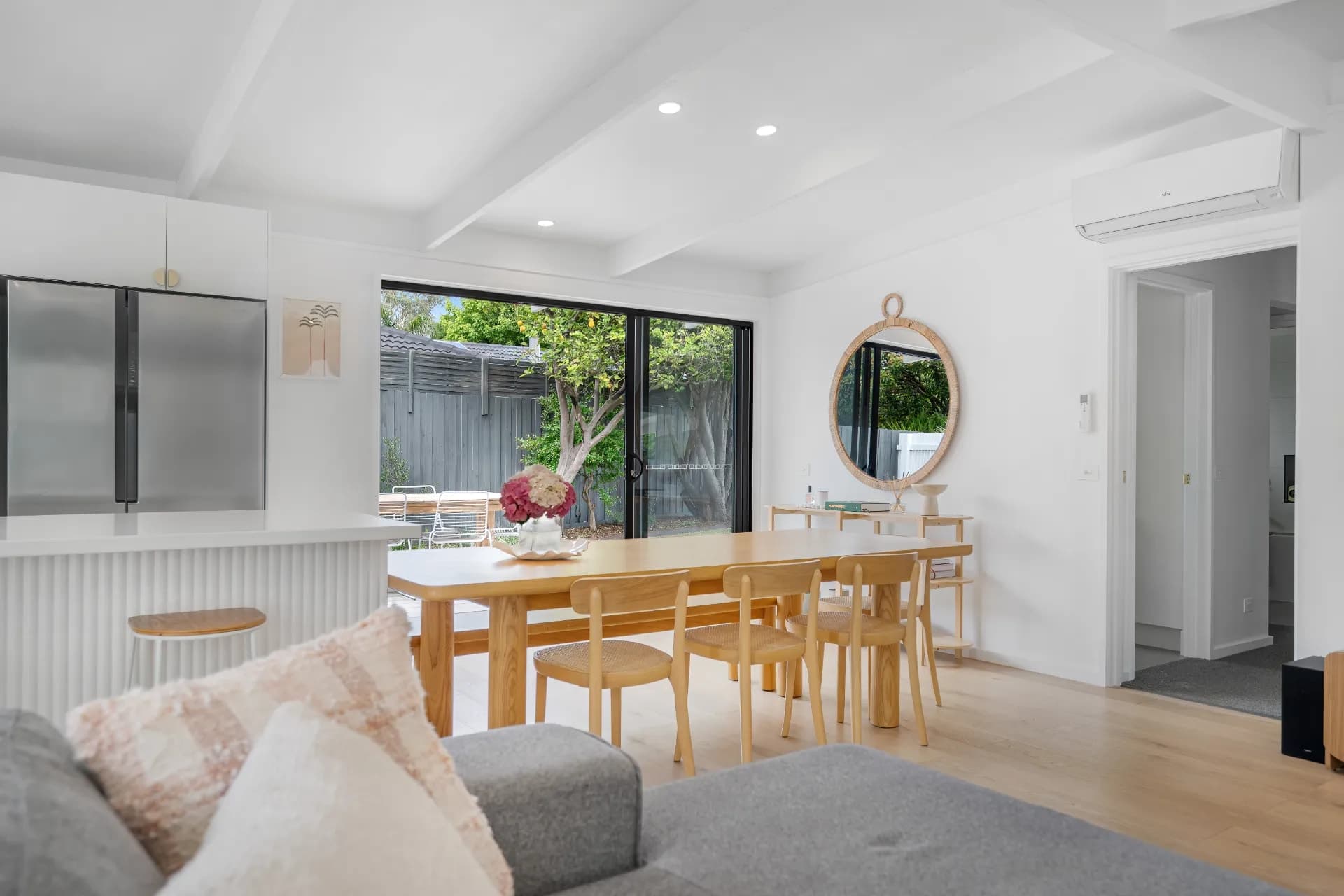 38 Woonton Crescent, Rosebud - Thumbnail 3