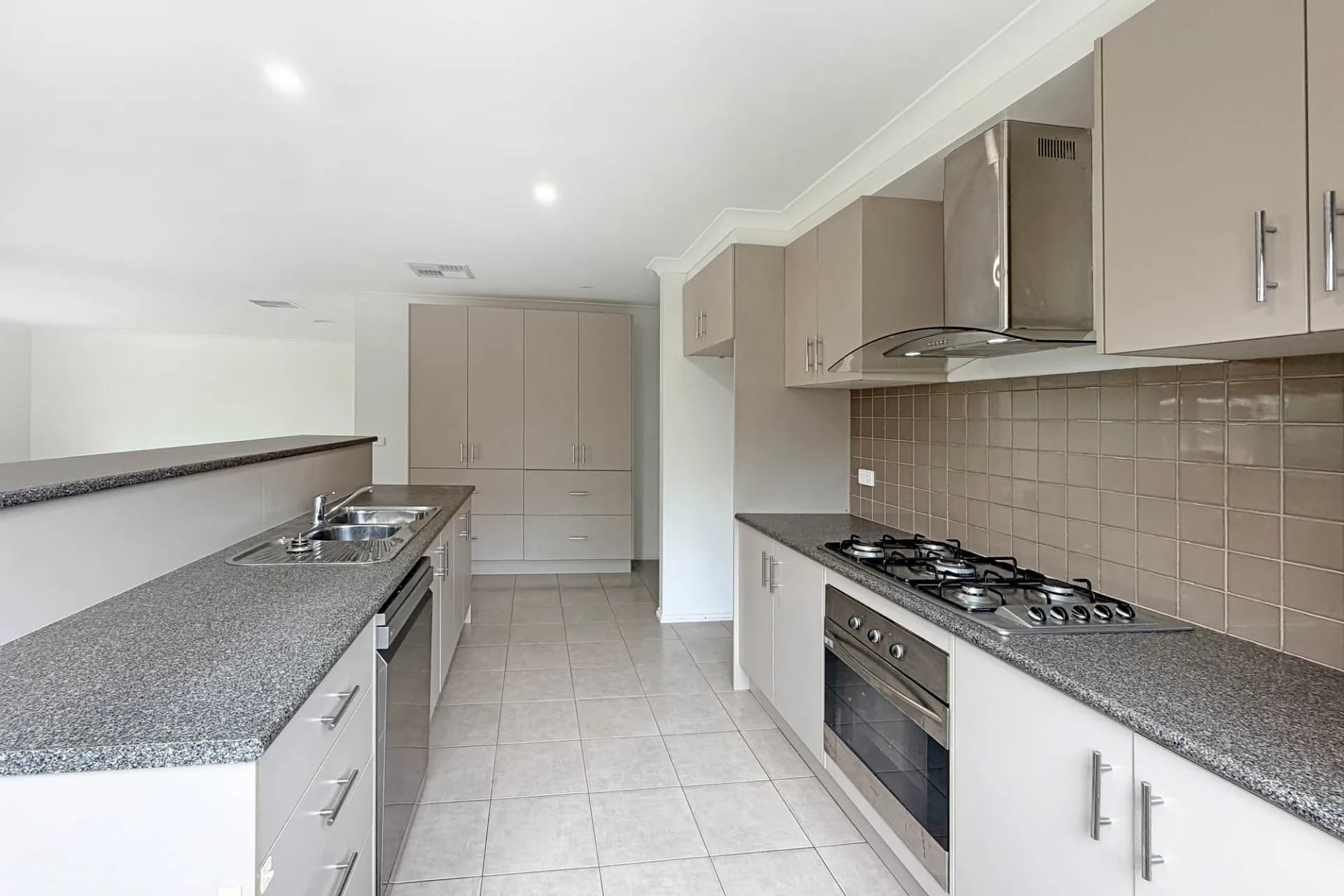 12 Thomas Weston Court, Yarragon - Thumbnail 4
