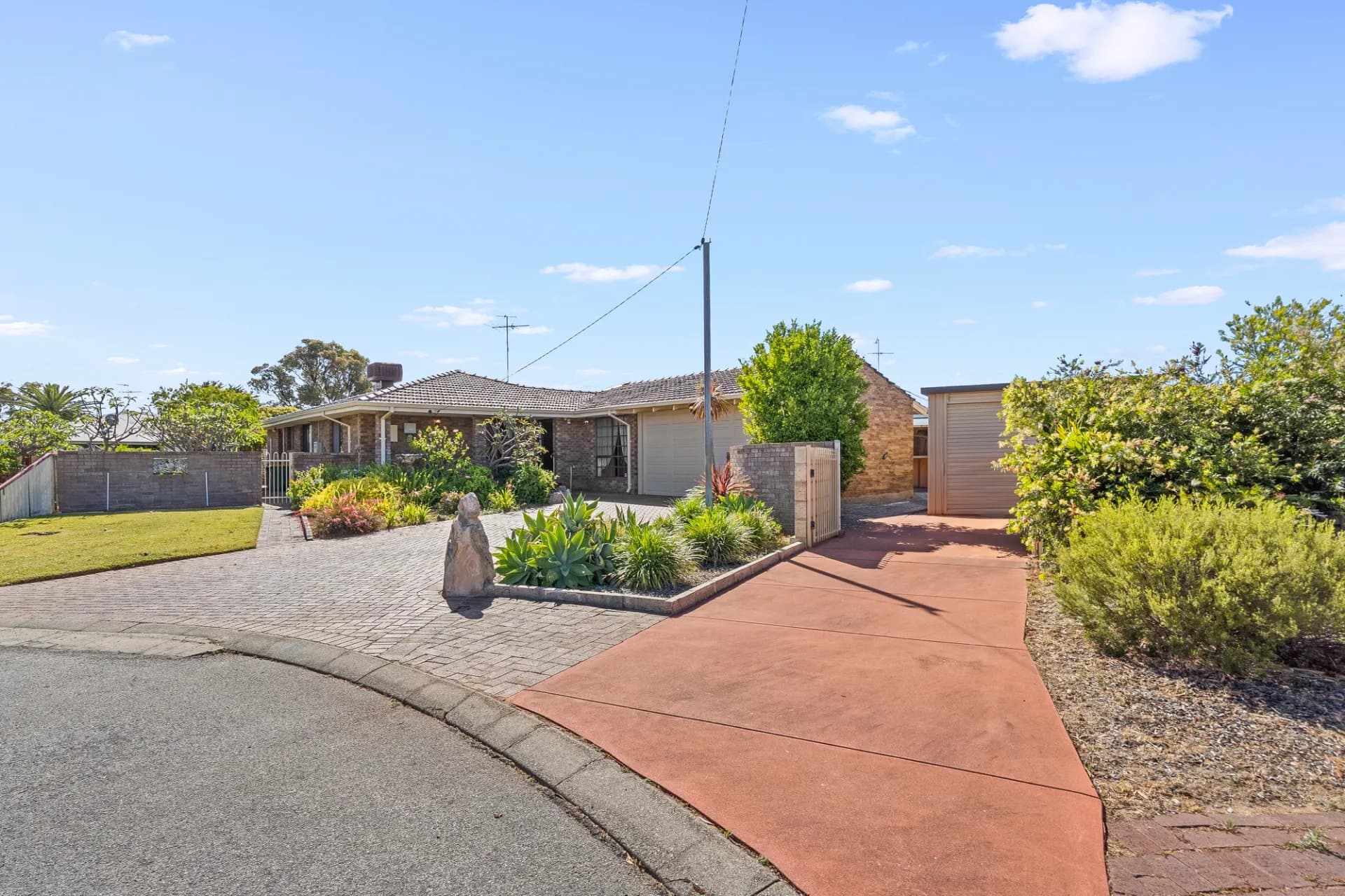5 David Place, Dudley Park - Image 1