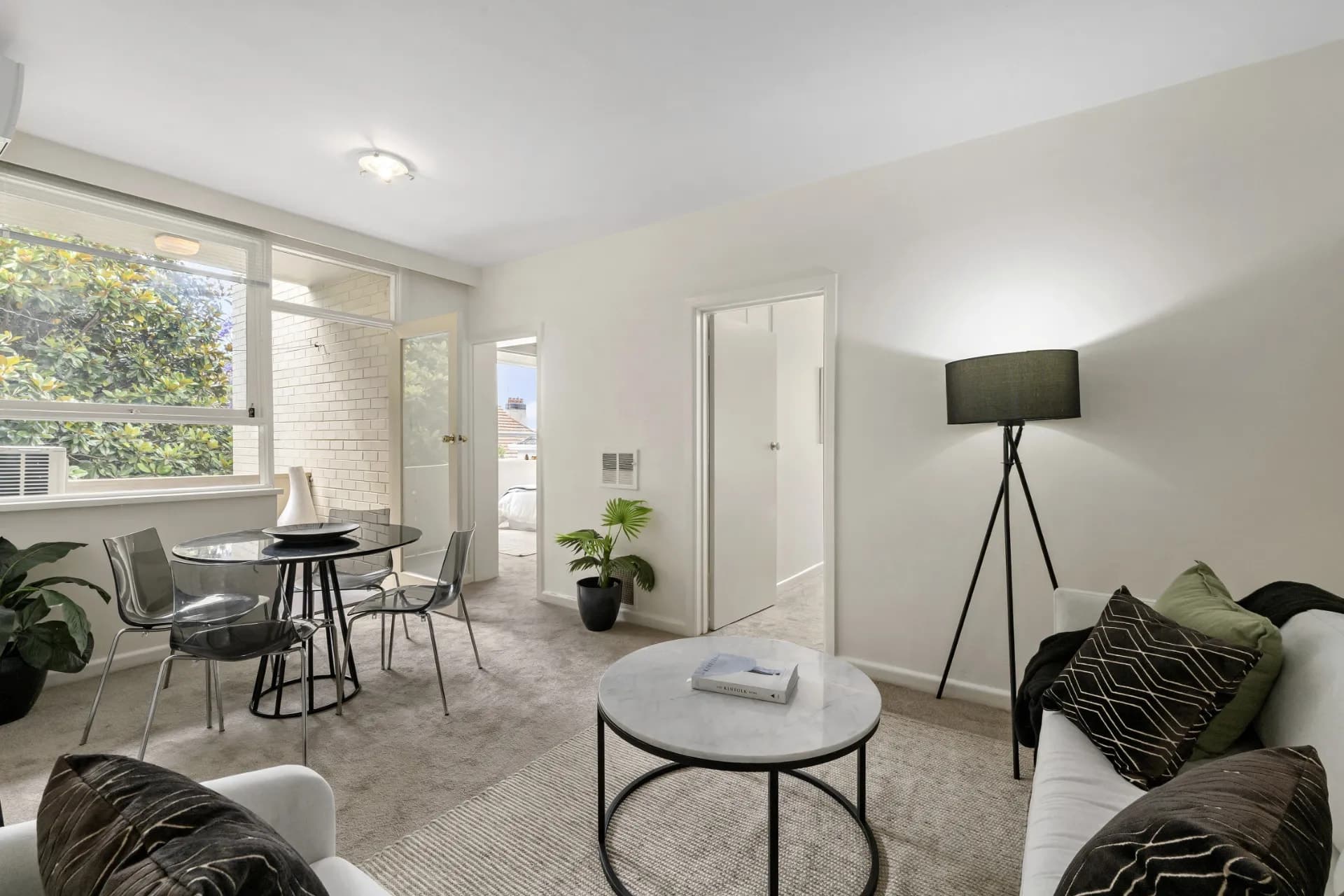 17/30 Mona Place, South Yarra - Thumbnail 2