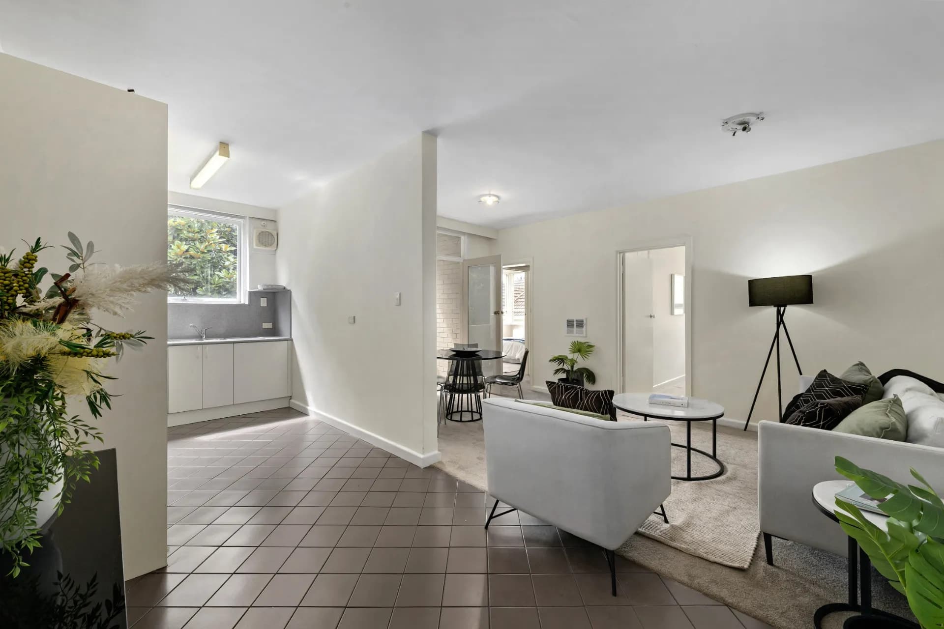17/30 Mona Place, South Yarra - Thumbnail 6