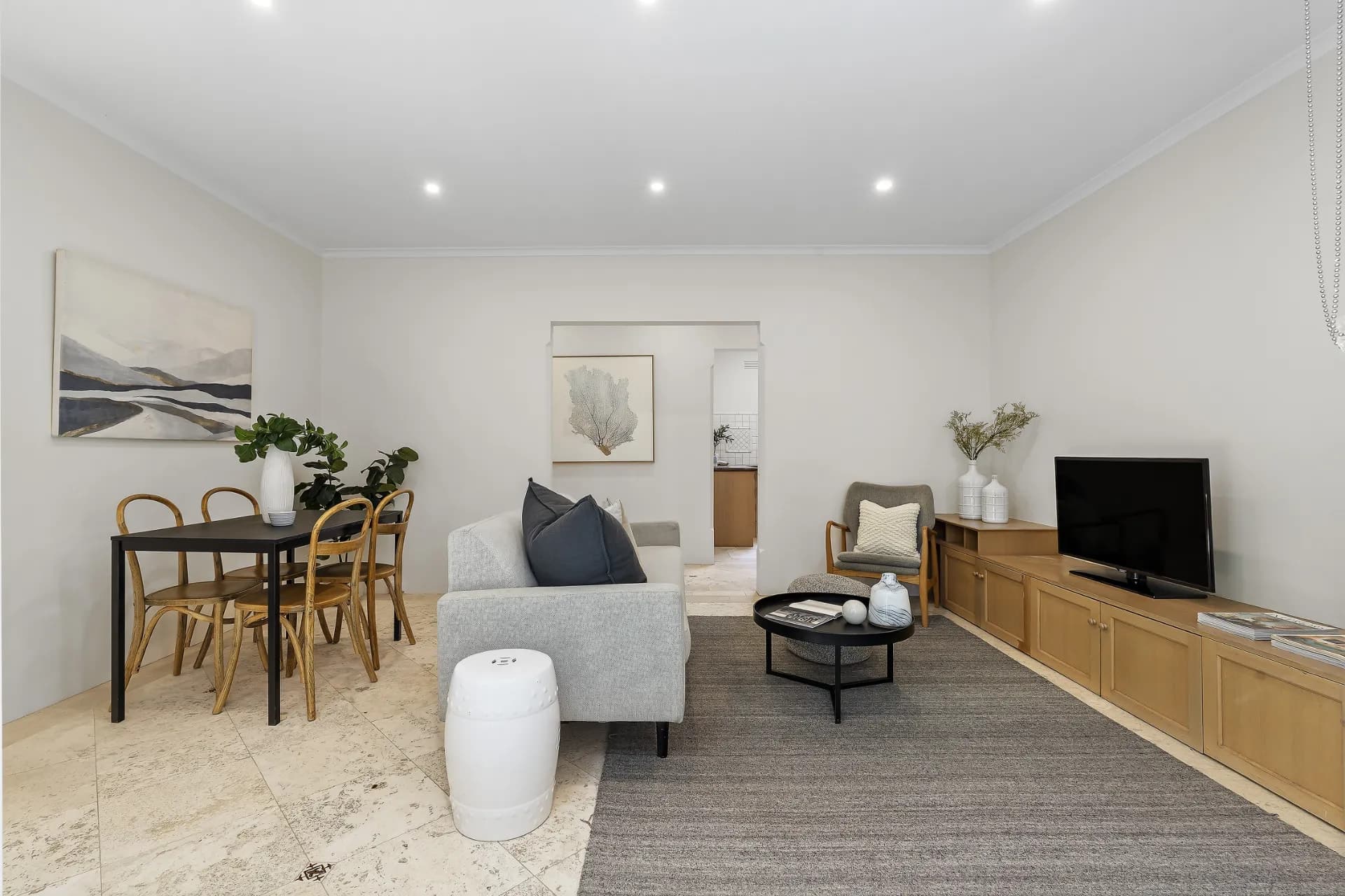 11/99 Caroline Street, South Yarra - Thumbnail 4