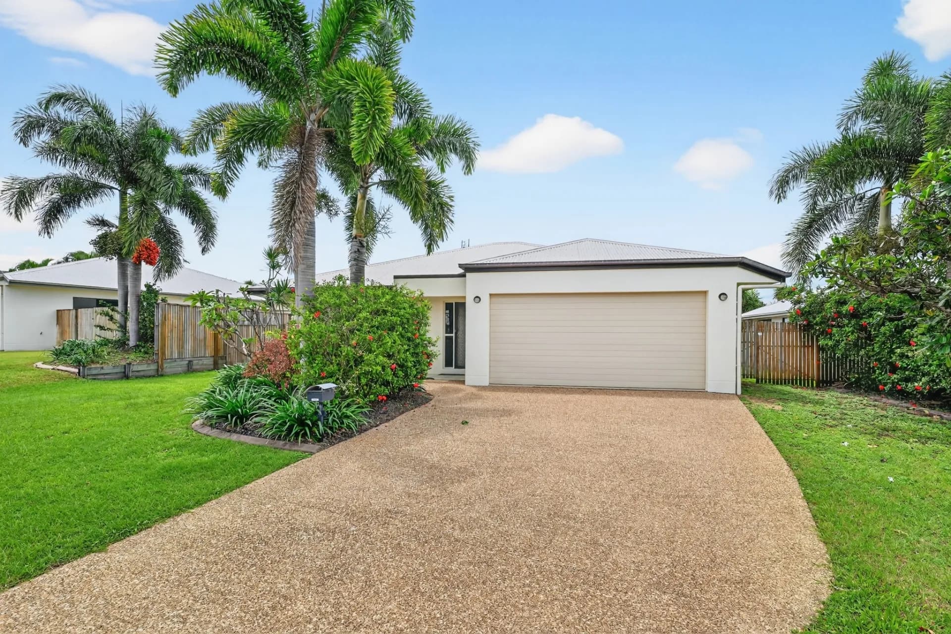 9 Rattray Street, Bushland Beach - Image 1