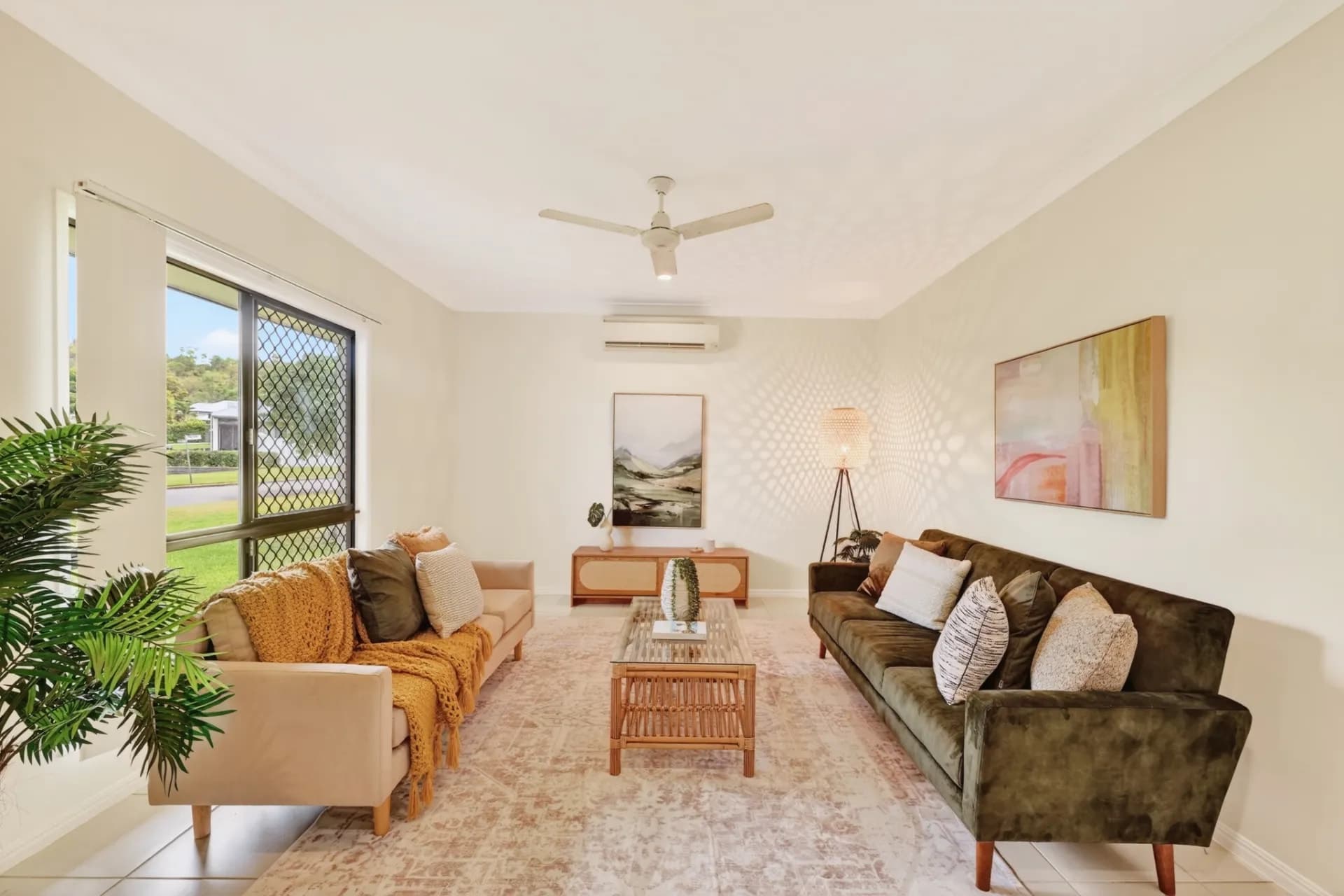 9 Rattray Street, Bushland Beach - Thumbnail 2