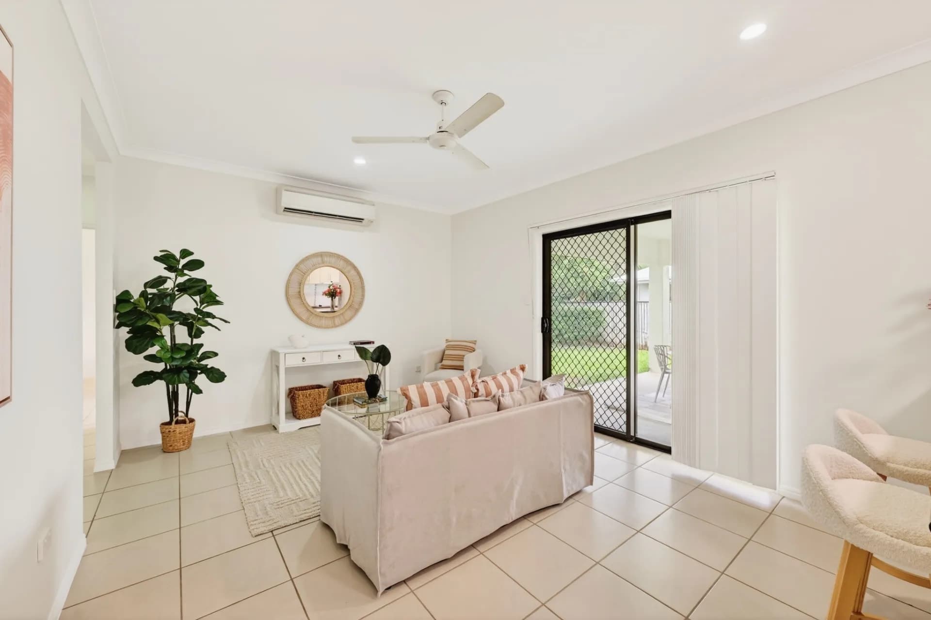 9 Rattray Street, Bushland Beach - Thumbnail 8