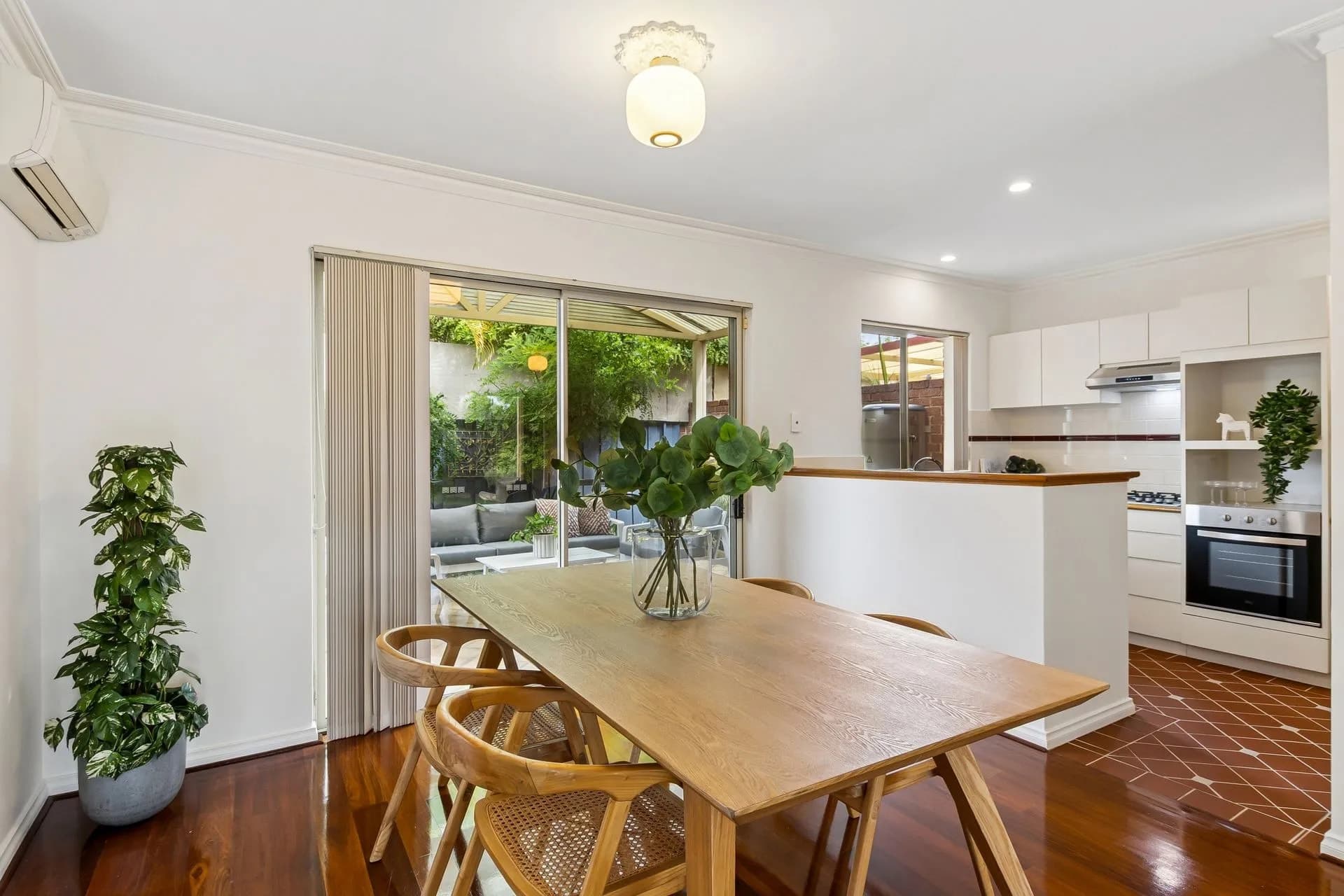 48 Coode Street, Maylands - Thumbnail 8