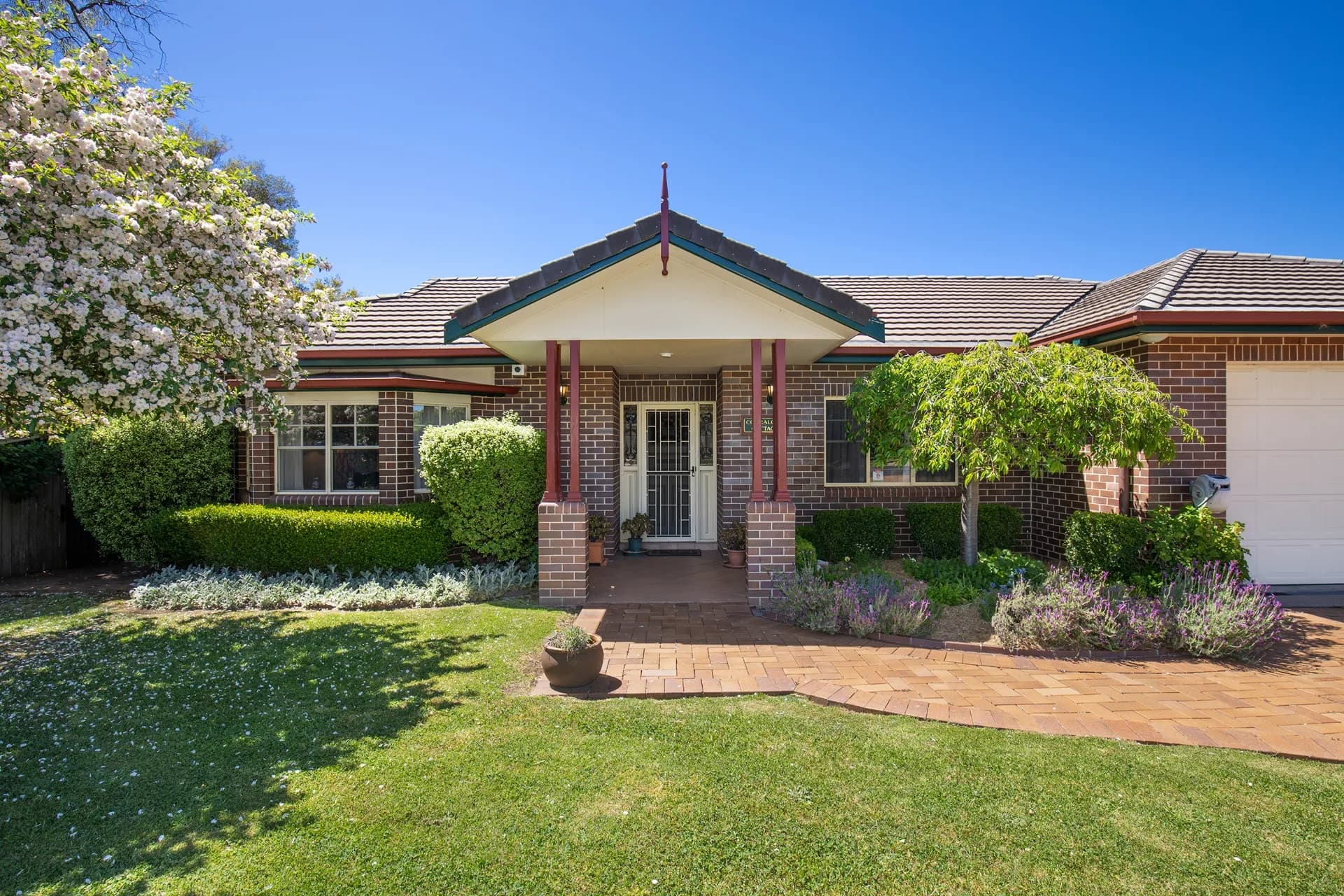 201 Markham Street, Armidale - Image 1