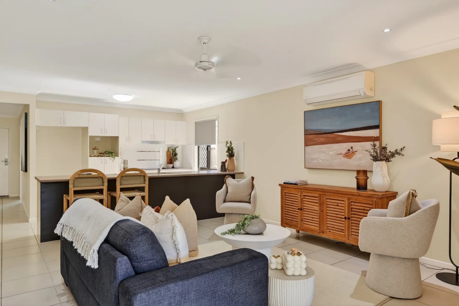 66 Ellsworth Drive, Mount Louisa - Thumbnail 6