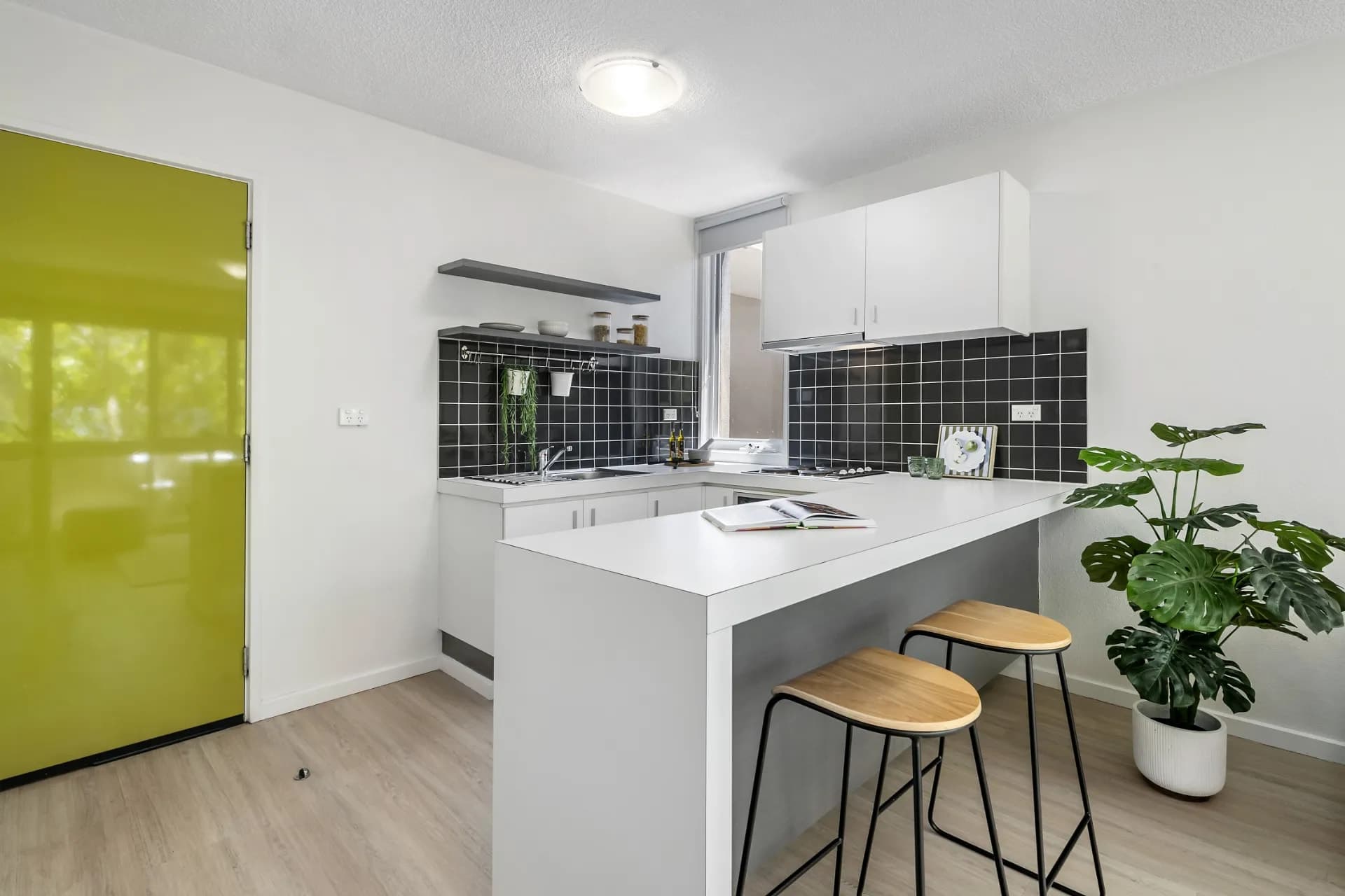 4/62 Cunningham Street, Northcote - Thumbnail 4