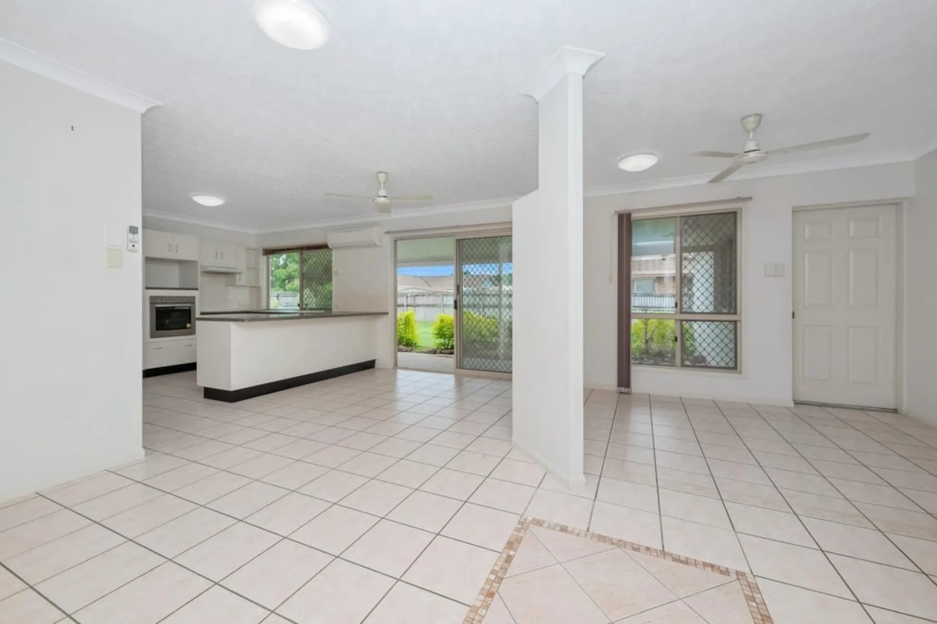 9 Lomond  Street, Kirwan - Thumbnail 4