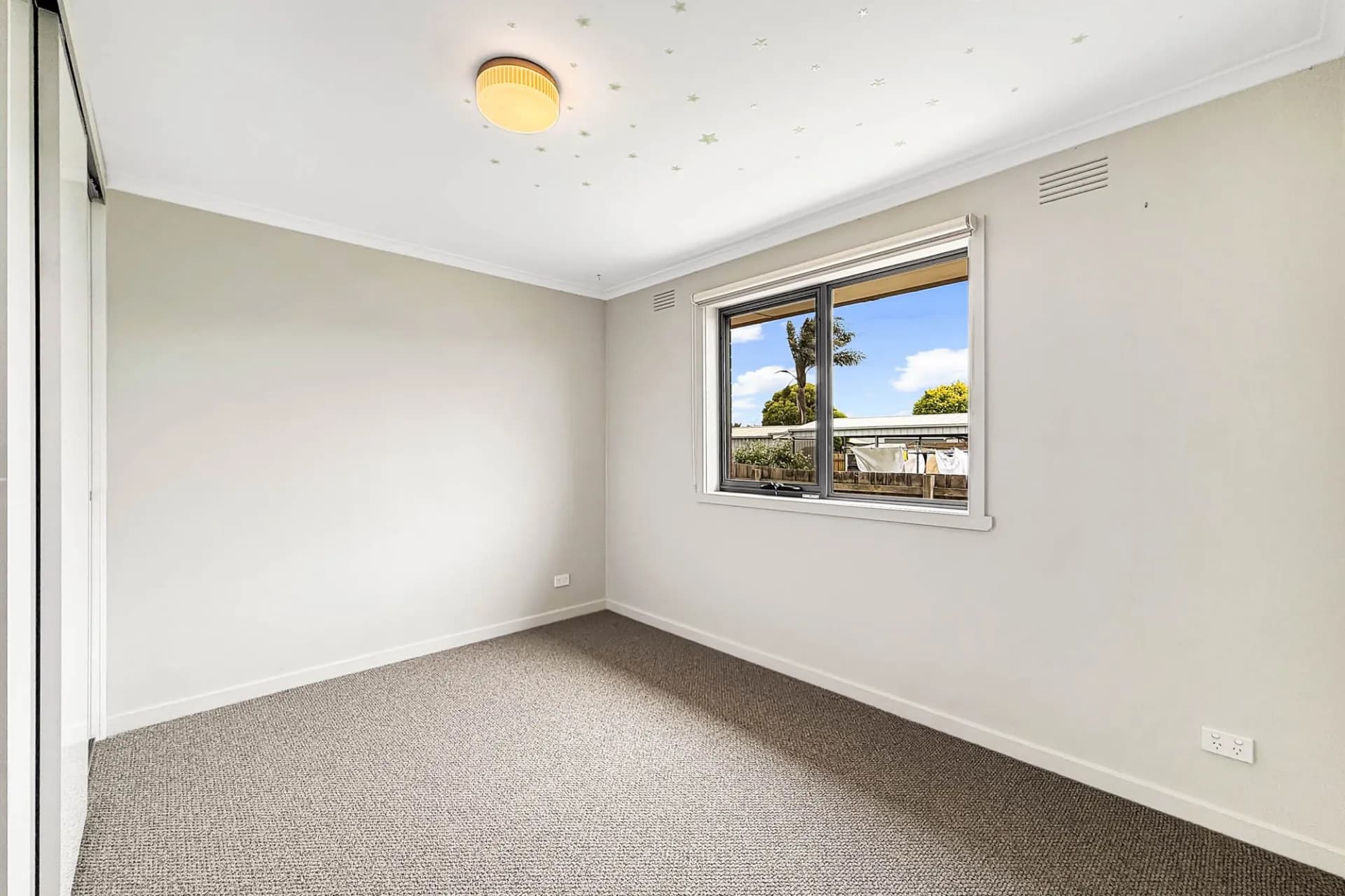 27 Rollo Street, Yarragon - Thumbnail 8