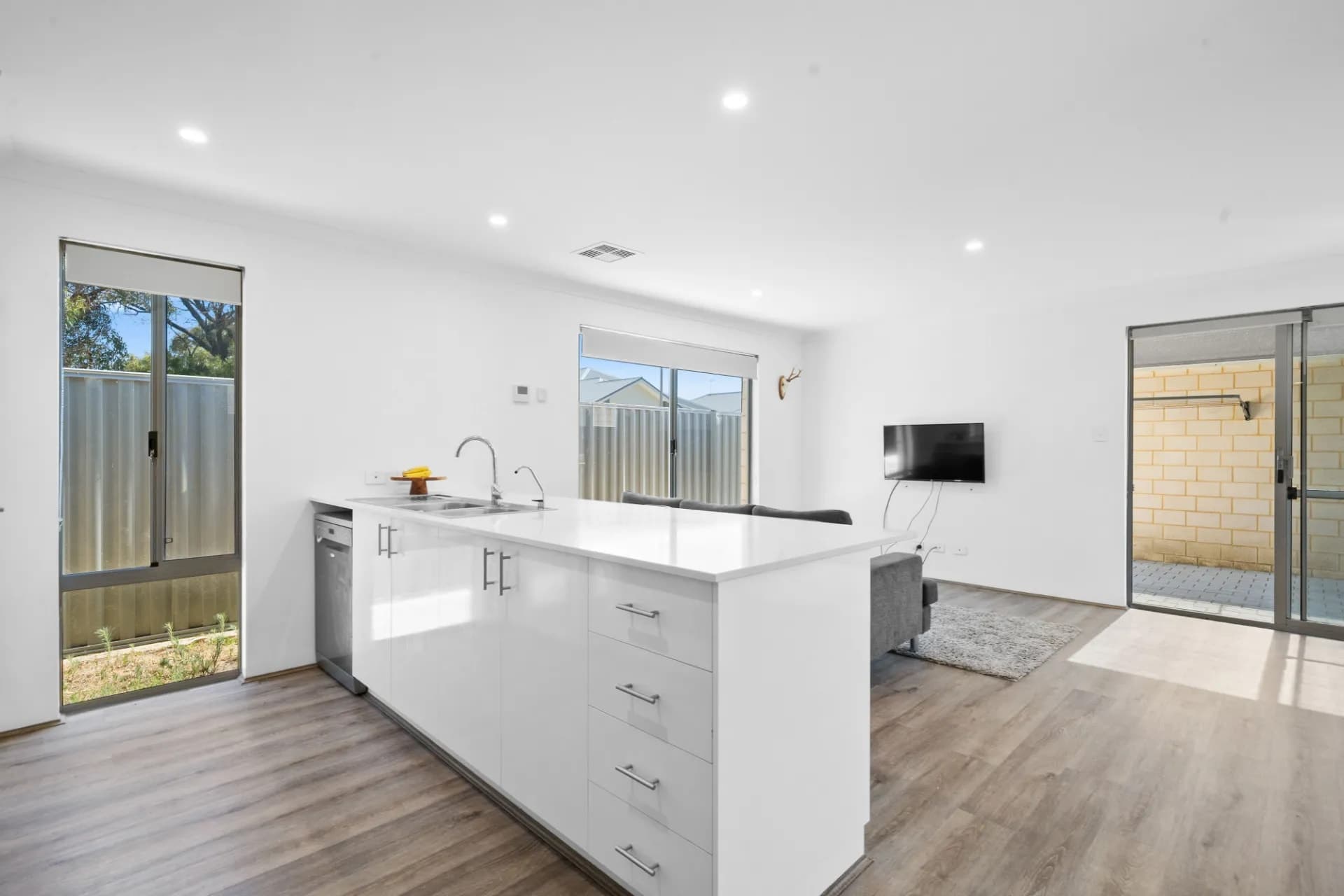 27 Cascade Road, Lakelands, WA, Lakelands - Thumbnail 6