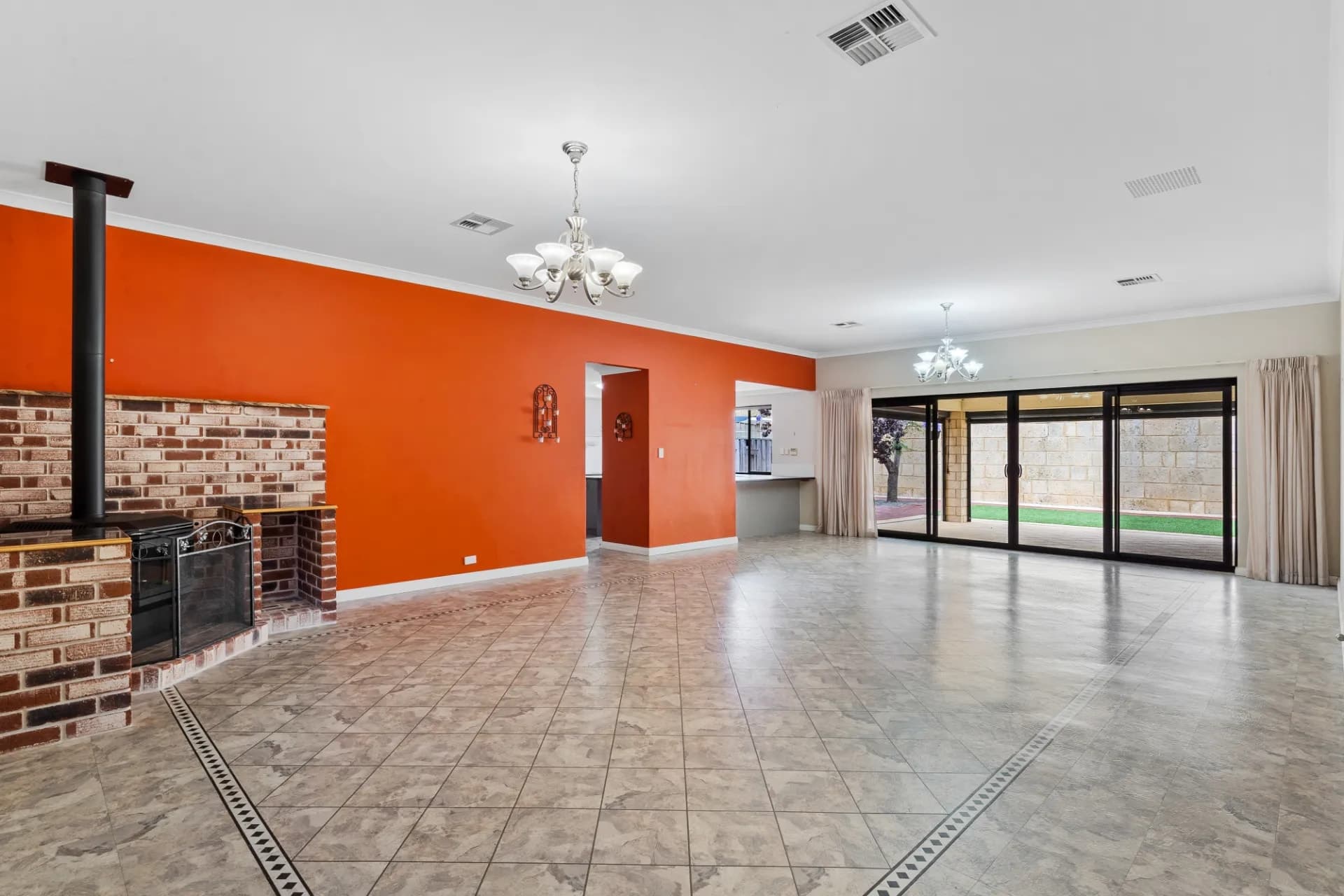 39 Waratah Circle, Halls Head - Thumbnail 7