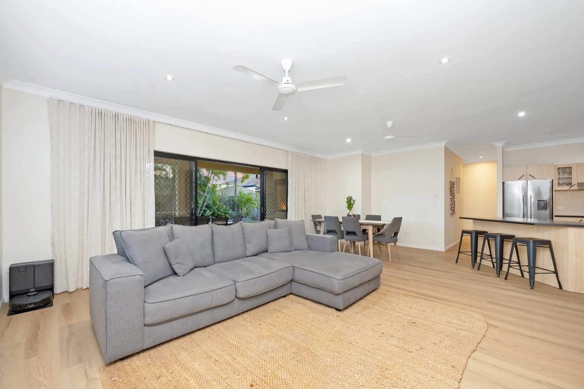 17 Lakeview Court, Kirwan - Thumbnail 6