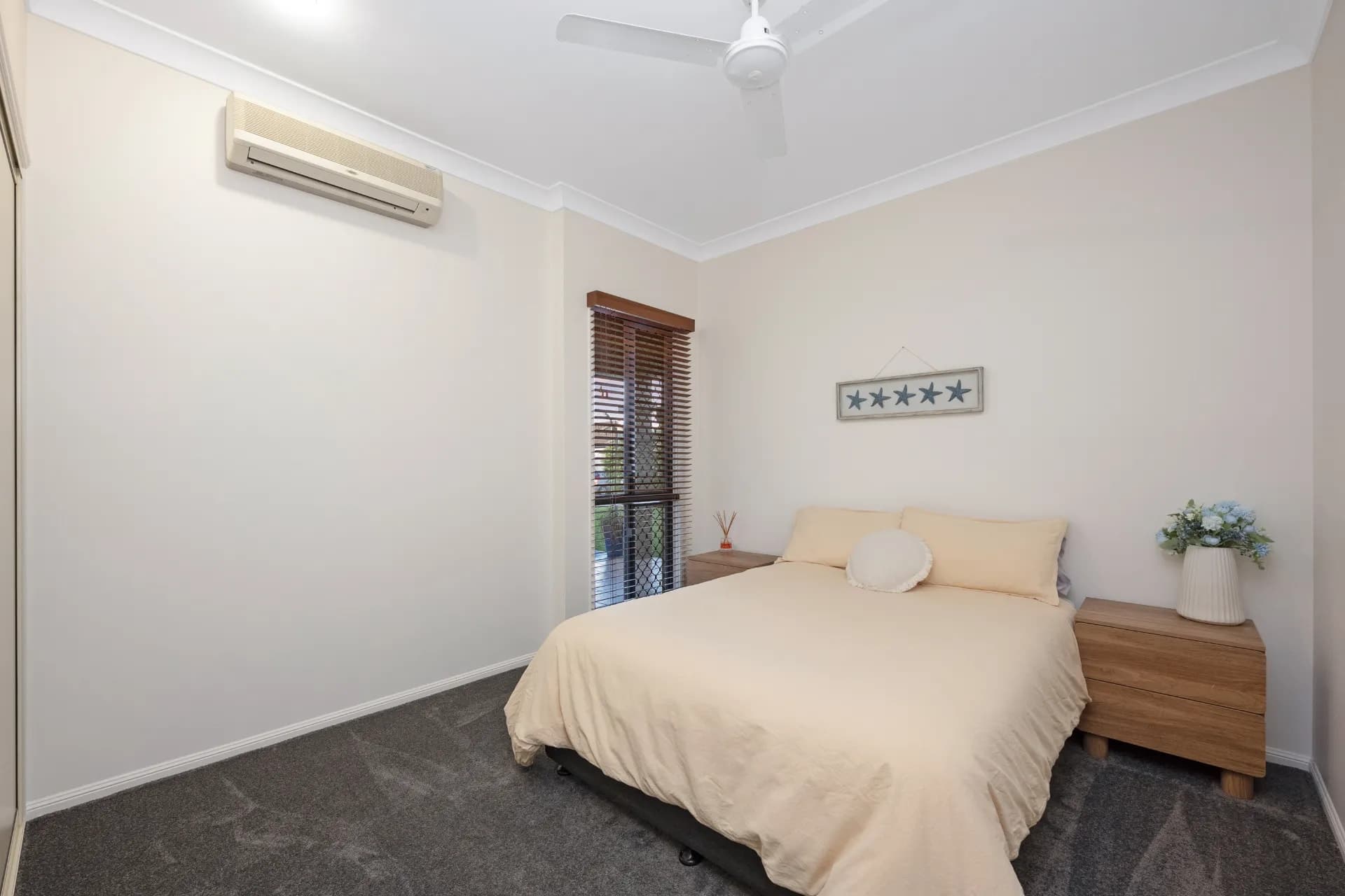 17 Lakeview Court, Kirwan - Thumbnail 8