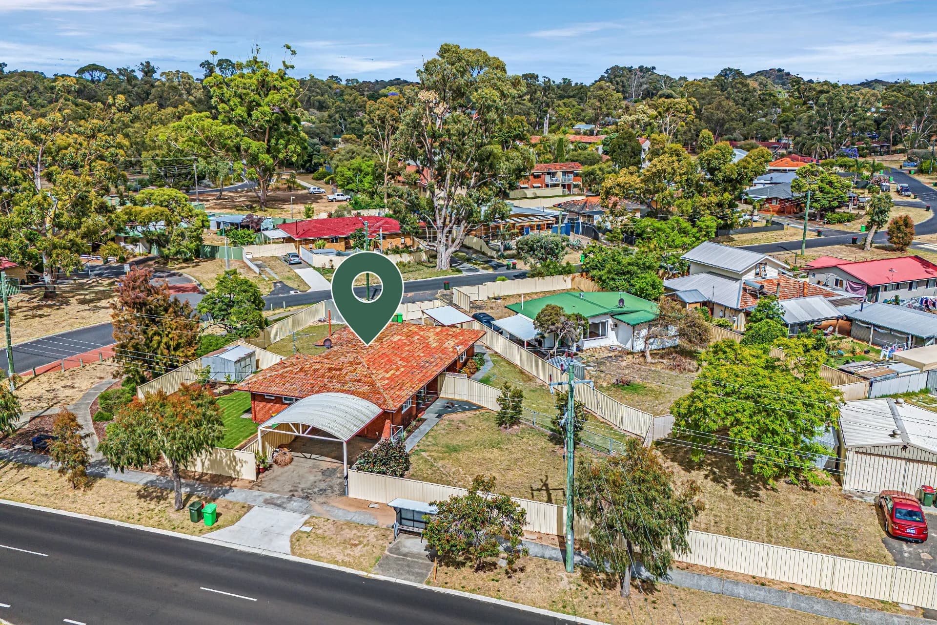 84 Parade Road, Withers, WA, Withers - Thumbnail 2