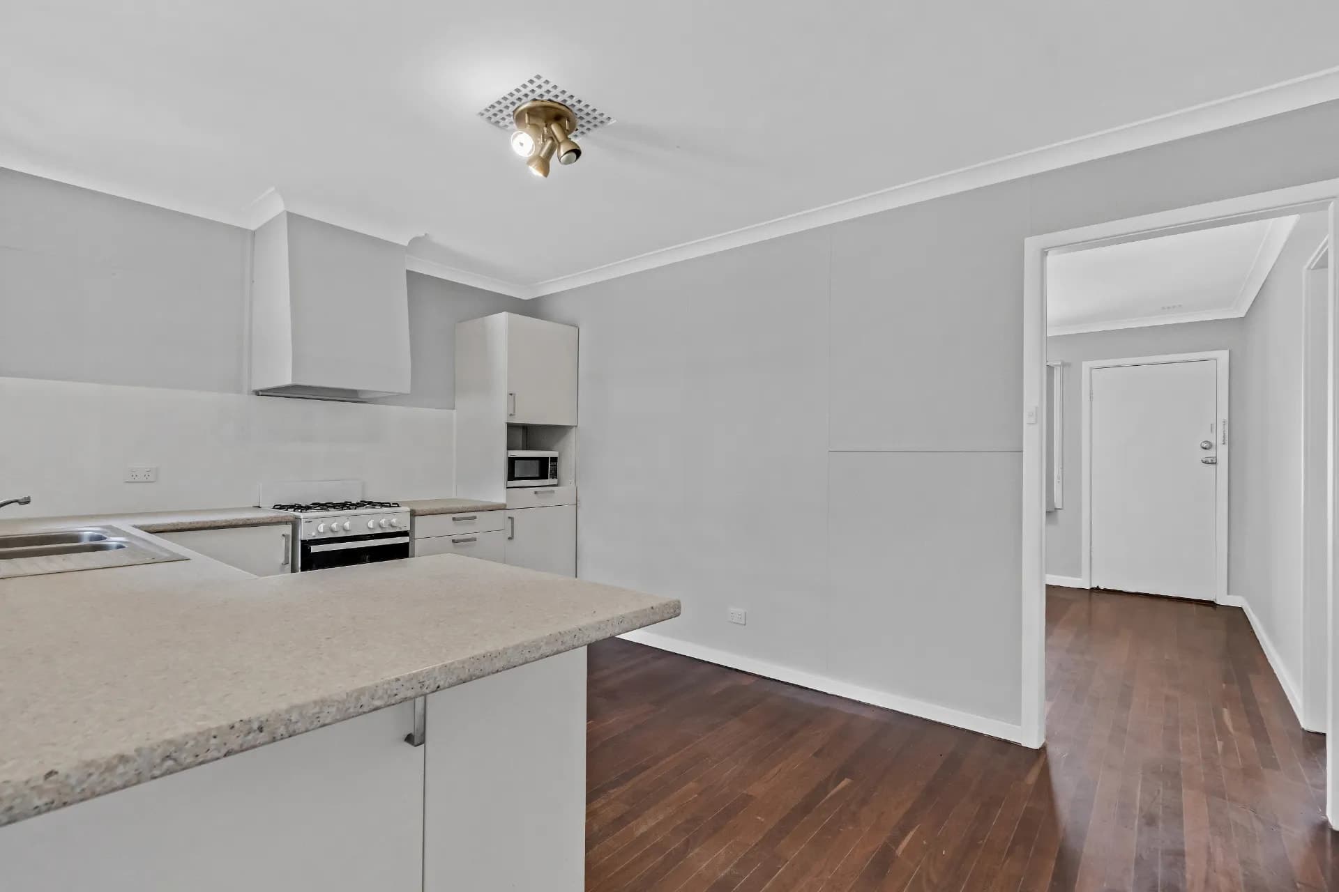 84 Parade Road, Withers, WA, Withers - Thumbnail 5