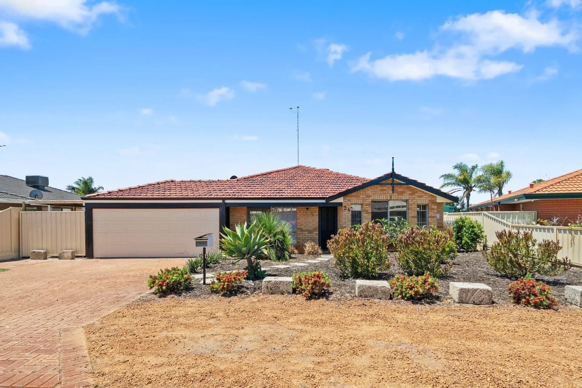24 Staunton Rise, Halls Head - Image 1