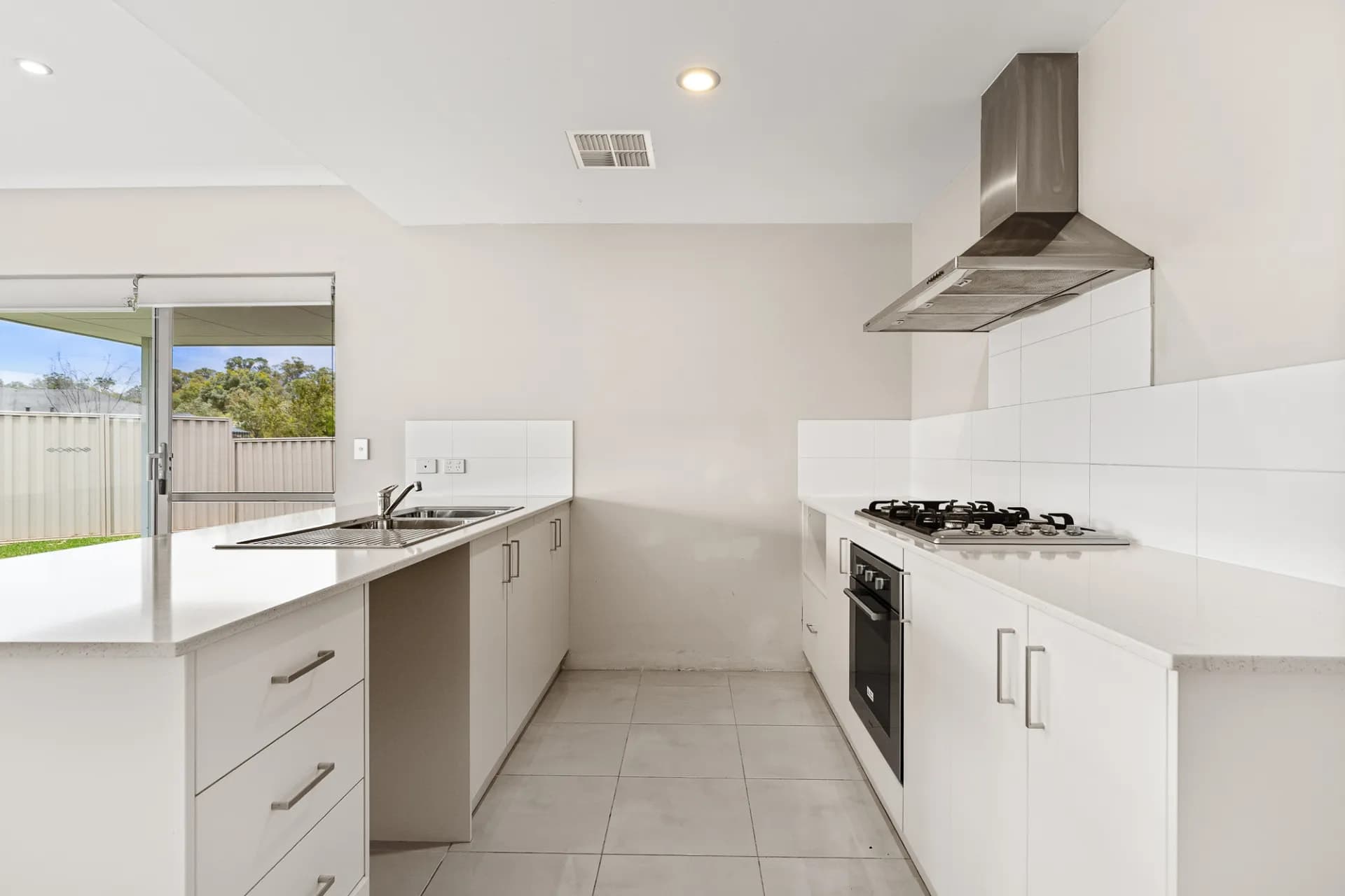 1 Jutland Avenue, Baldivis, WA, Baldivis - Thumbnail 2