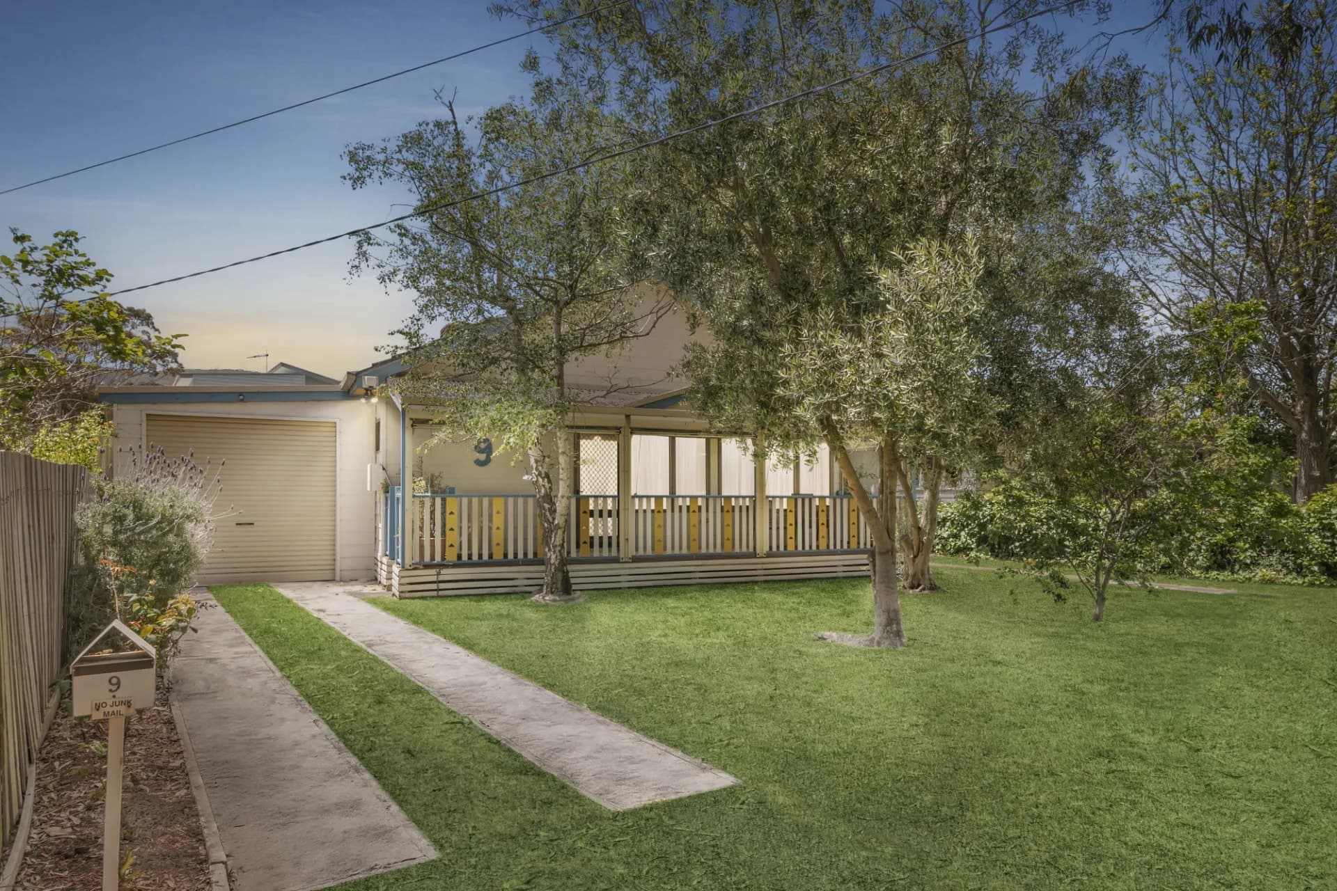 9 Lyon Street, Rosebud - Thumbnail 2