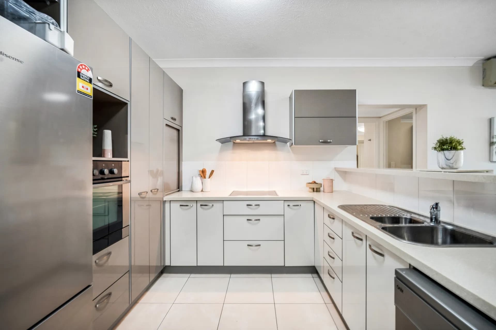 56/7-17  Roper Street, North Ward - Thumbnail 6