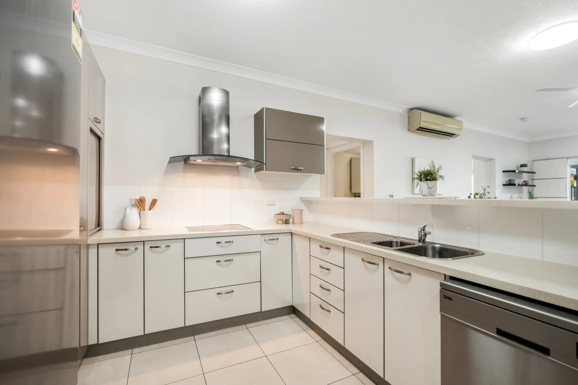 56/7-17  Roper Street, North Ward - Thumbnail 7