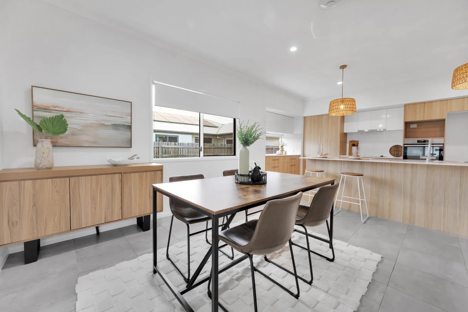38  Highgrove Avenue, Shaw - Thumbnail 2