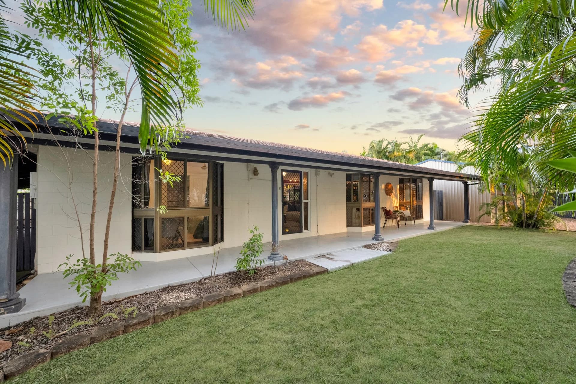 3 Ebony Court, Bushland Beach - Thumbnail 2
