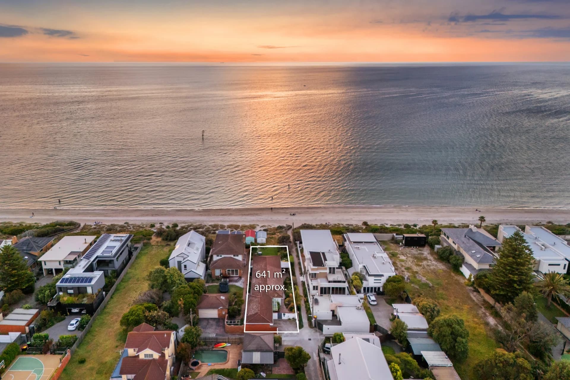 3 Bayview Lane, Aspendale - Image 1