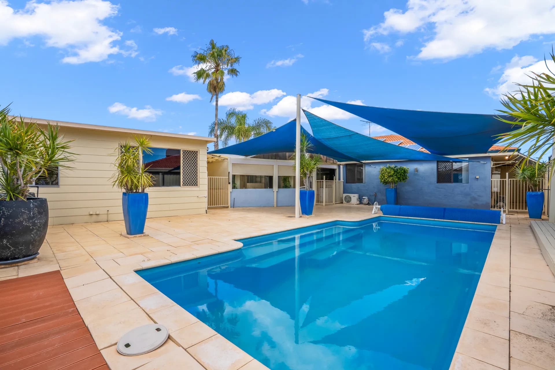 4 Meadow Court, Cooloongup - Thumbnail 2