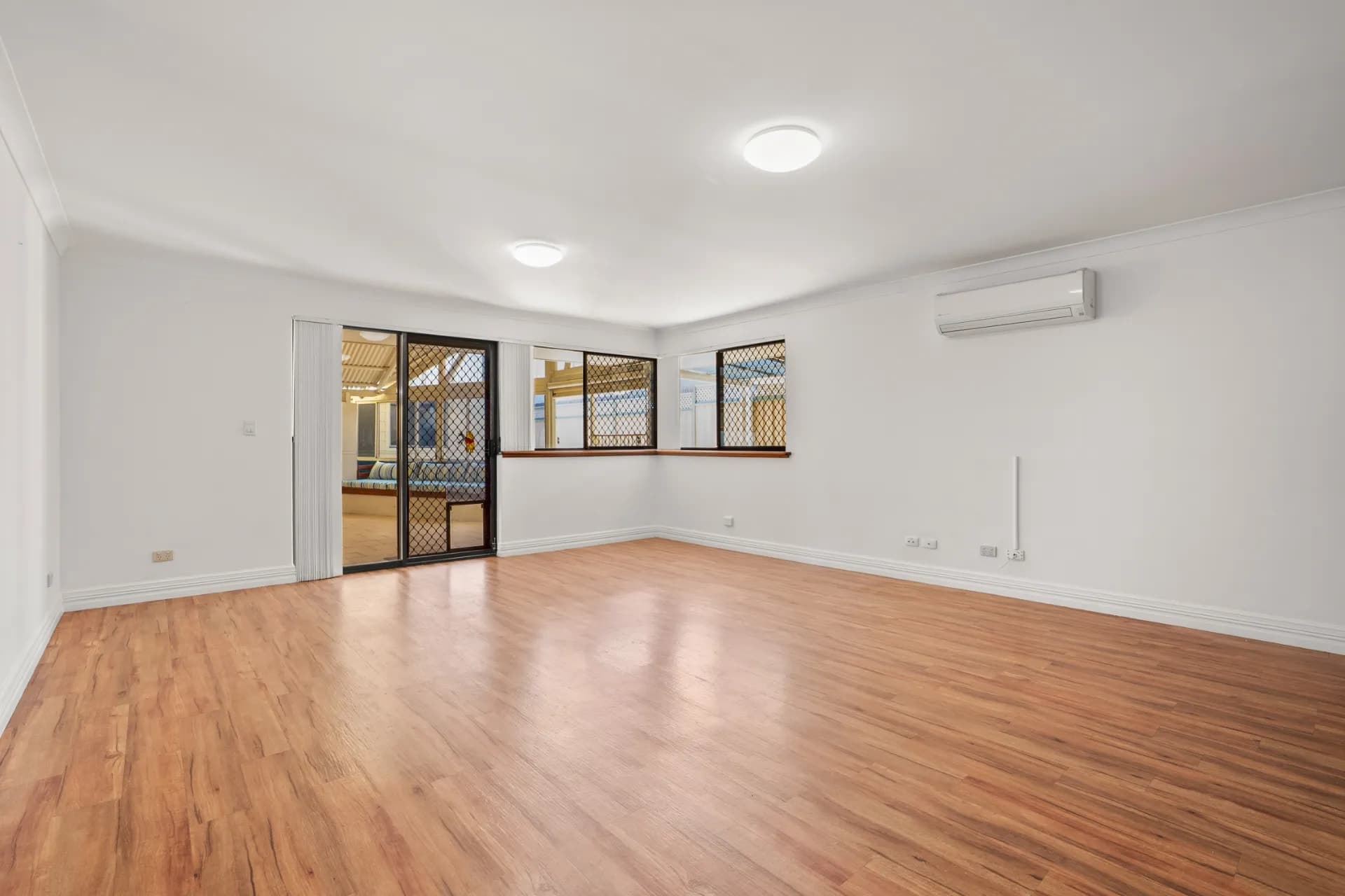 4 Meadow Court, Cooloongup - Thumbnail 8