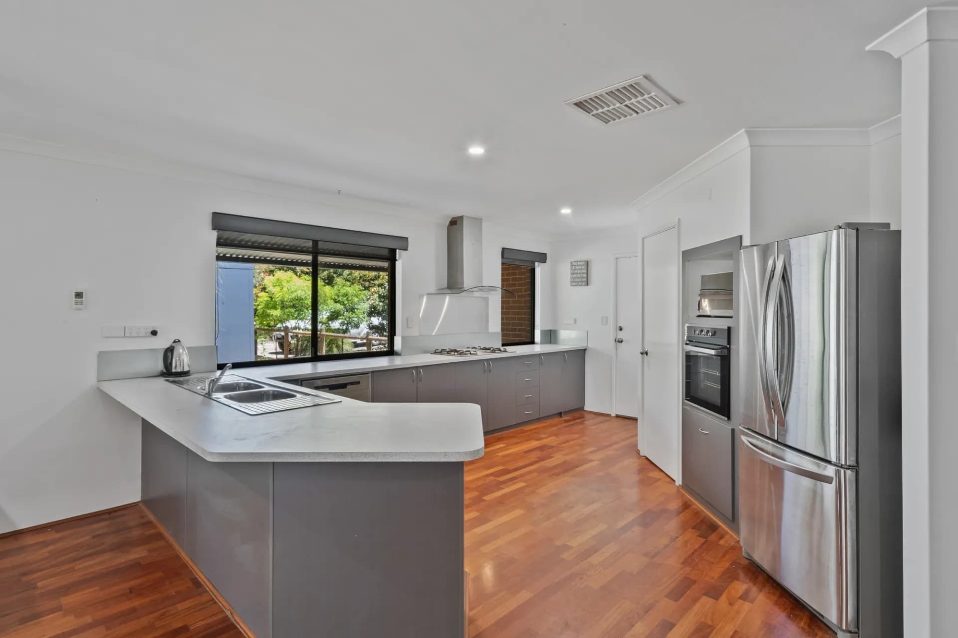 53 Tranby Avenue, Serpentine - Thumbnail 5