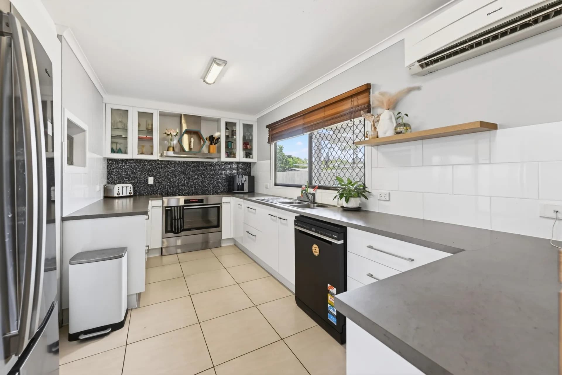 11 Woodlea Court, Kelso - Thumbnail 5