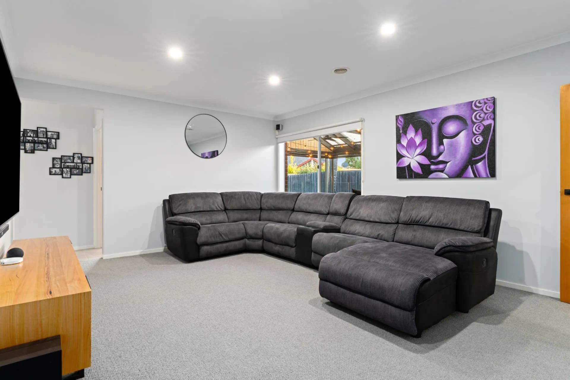 18 Park View Court, Werribee - Thumbnail 8