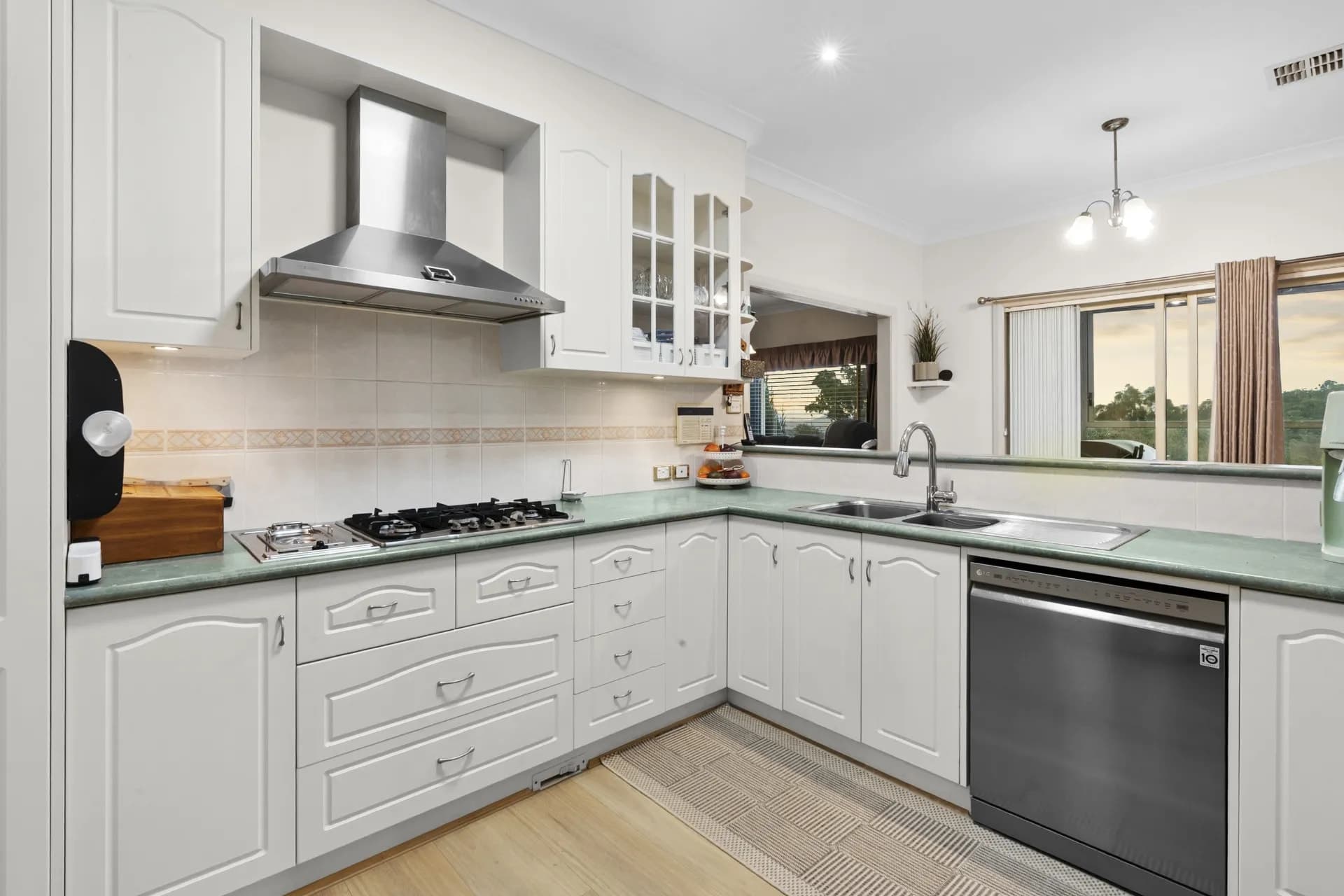 5 Aspen Rise, Jerrabomberra., Jerrabomberra - Thumbnail 7