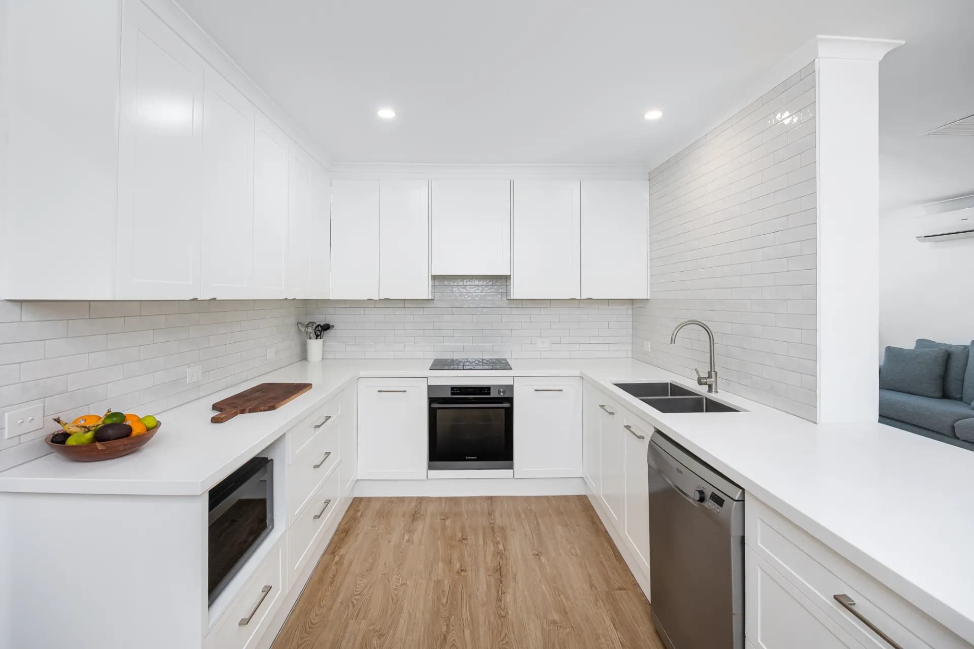 23 Alldis  Place, Kooringal - Thumbnail 8