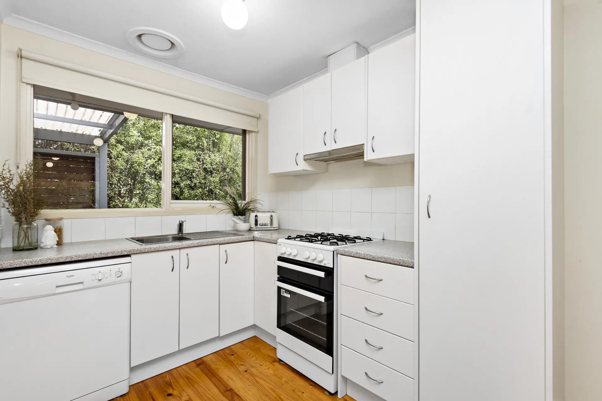 2/69 Patterson  Street, Ringwood East - Thumbnail 2