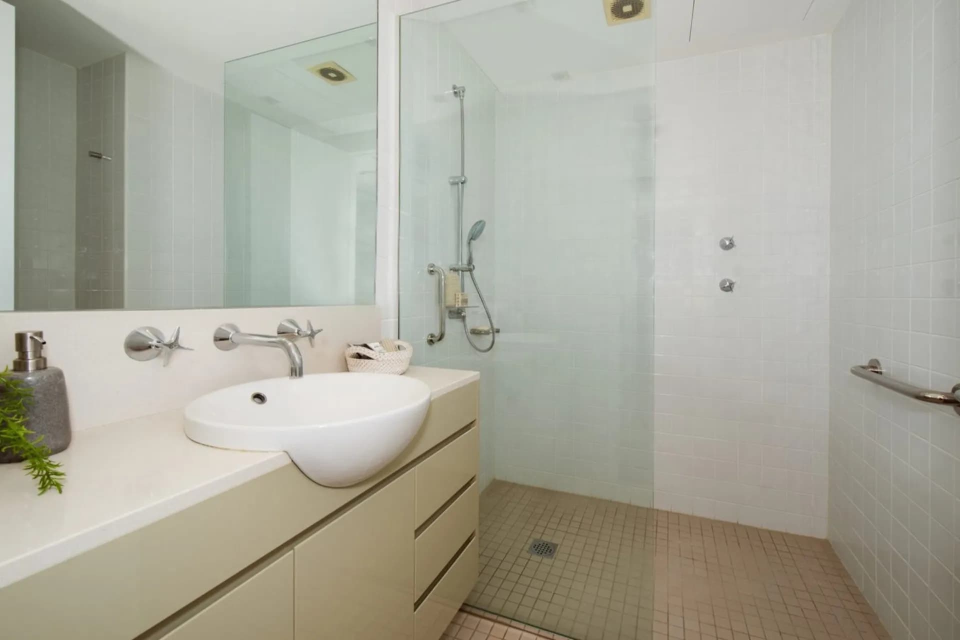 B304/102-106 Brook Street, Coogee - Thumbnail 8