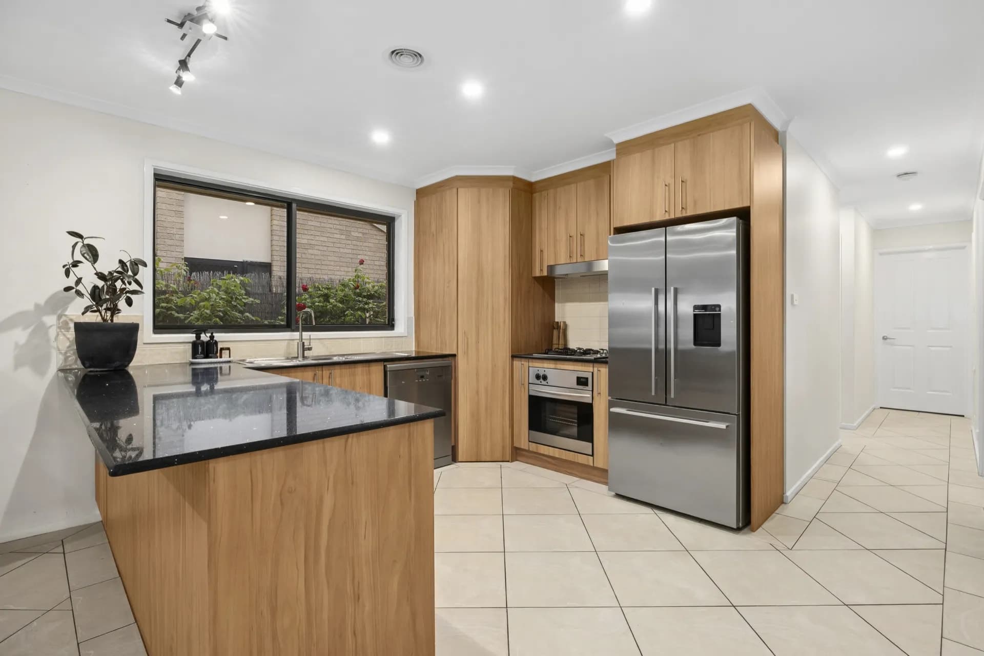 16 Dora Street, Jerrabomberra - Thumbnail 7