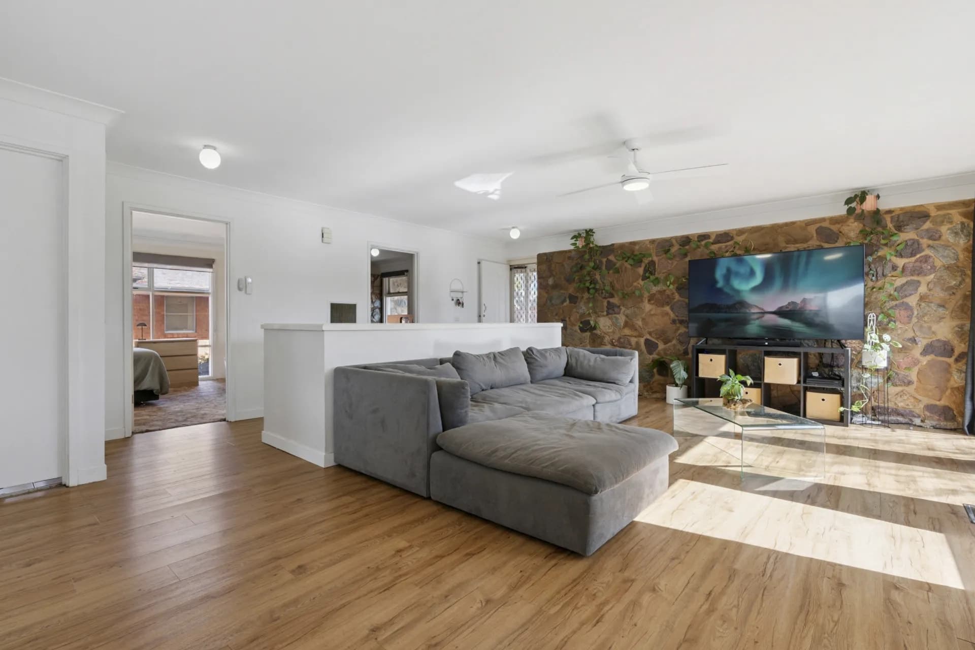 48 Agnes Avenue, Queanbeyan., Queanbeyan - Thumbnail 3