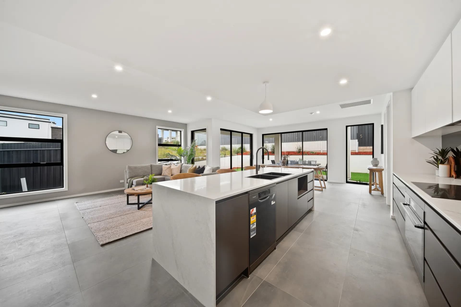 11 Patkin Street, Whitlam, ACT, Whitlam - Thumbnail 7