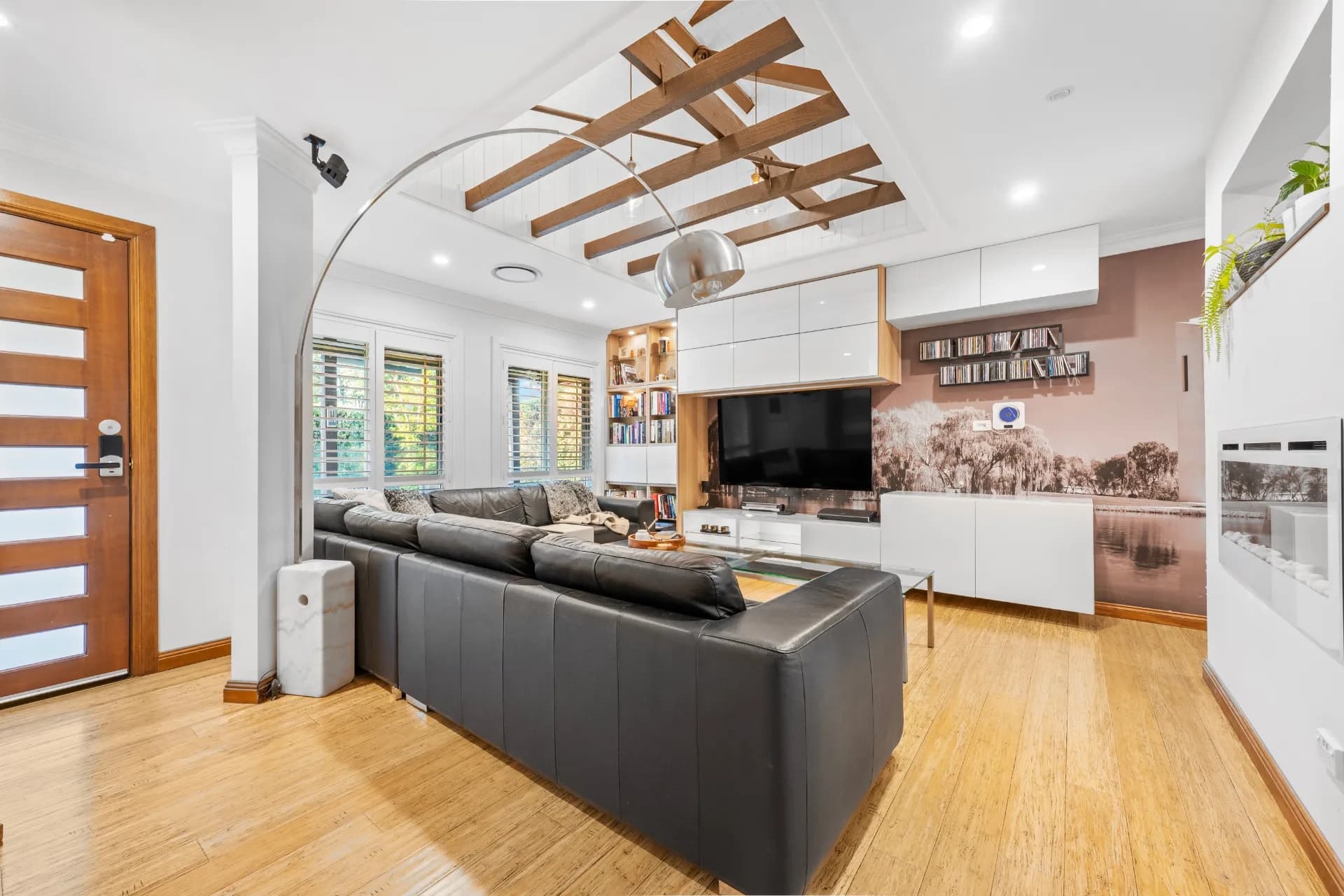2 Bareena Street, Narrabundah - Thumbnail 4